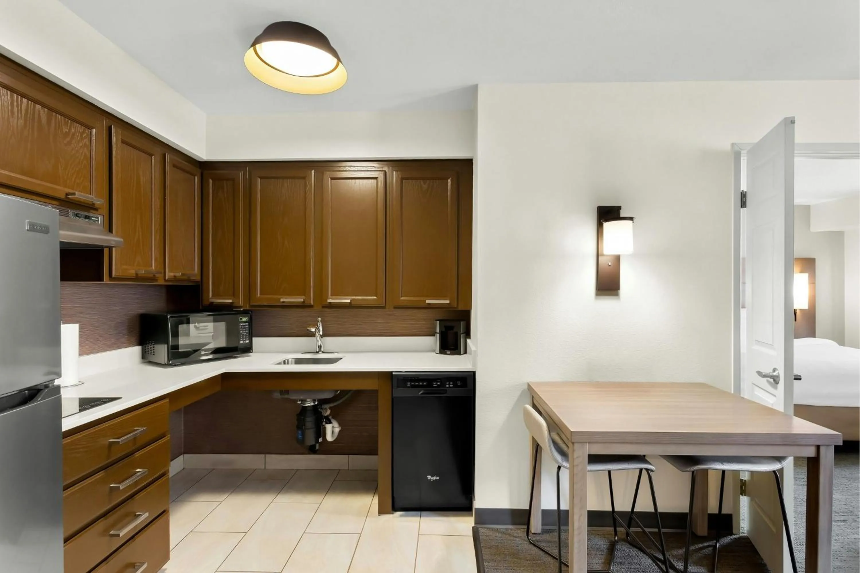 Kitchen or kitchenette in Residence Inn Chicago Southeast/Hammond, IN