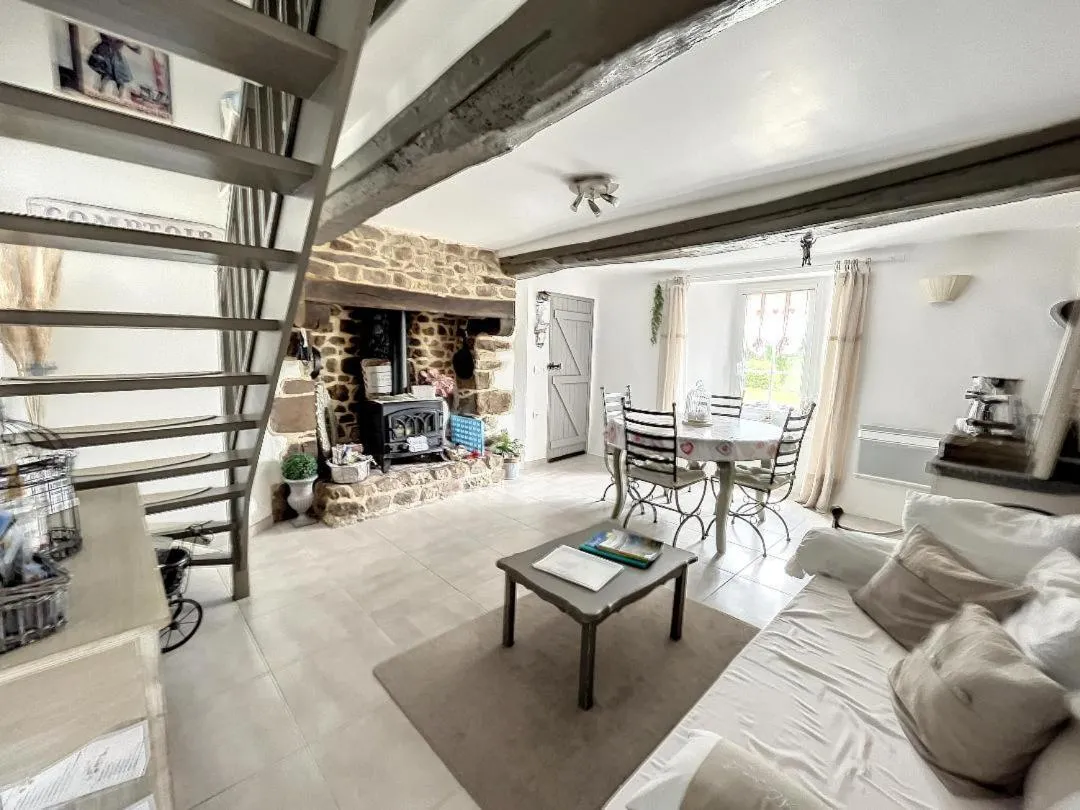 Living room in Chambres d'Hôtes La Clef des Champs Normandie Manche 50