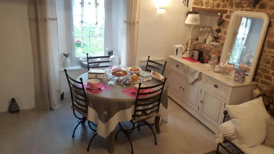 Living room in Chambres d'Hôtes La Clef des Champs Normandie Manche 50