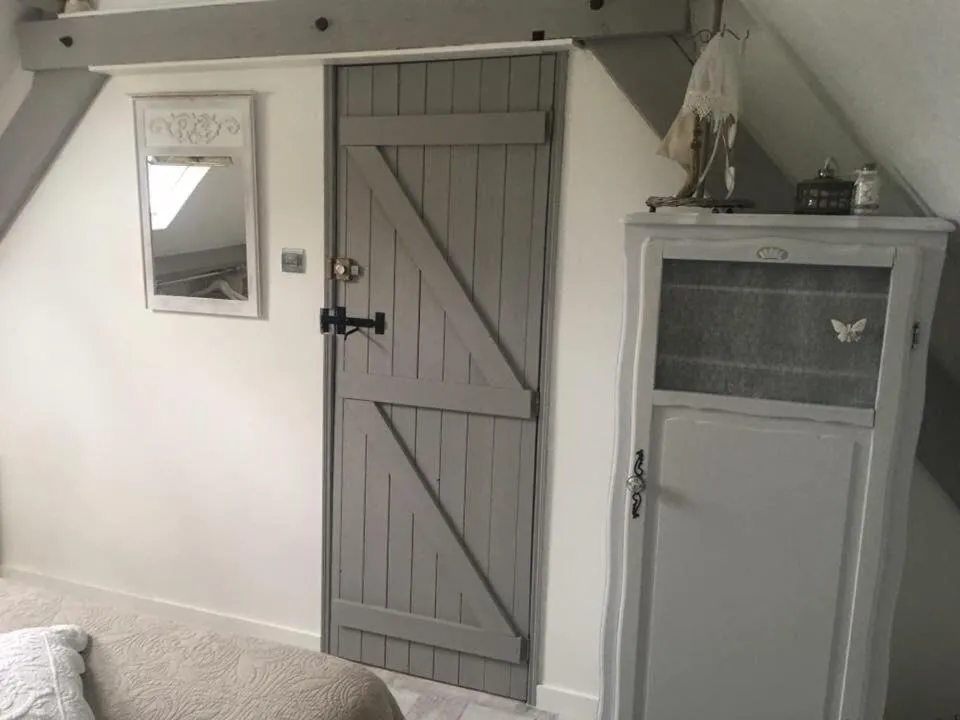 Decorative detail in Chambres d'Hôtes La Clef des Champs Normandie Manche 50