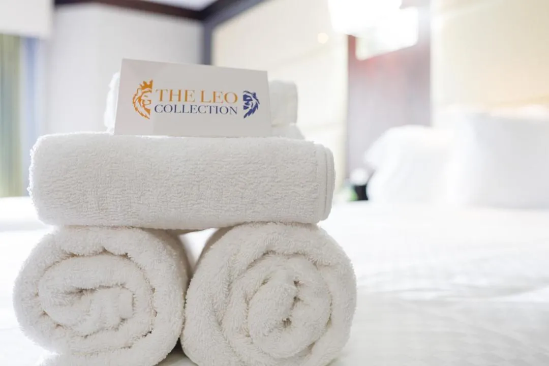 towels, Bed in The Leo Collection Detroit, an Ascend Collection Hotel