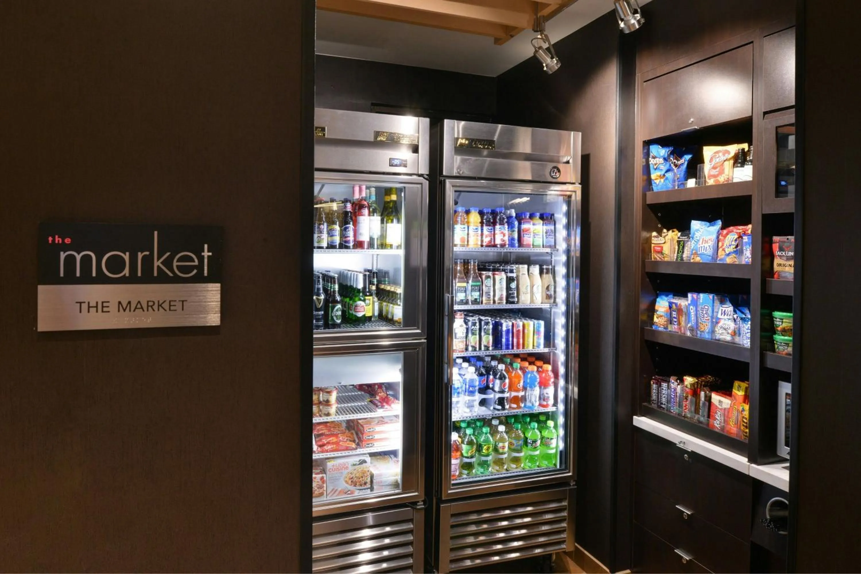 Lobby or reception in Courtyard by Marriott Charlotte Matthews