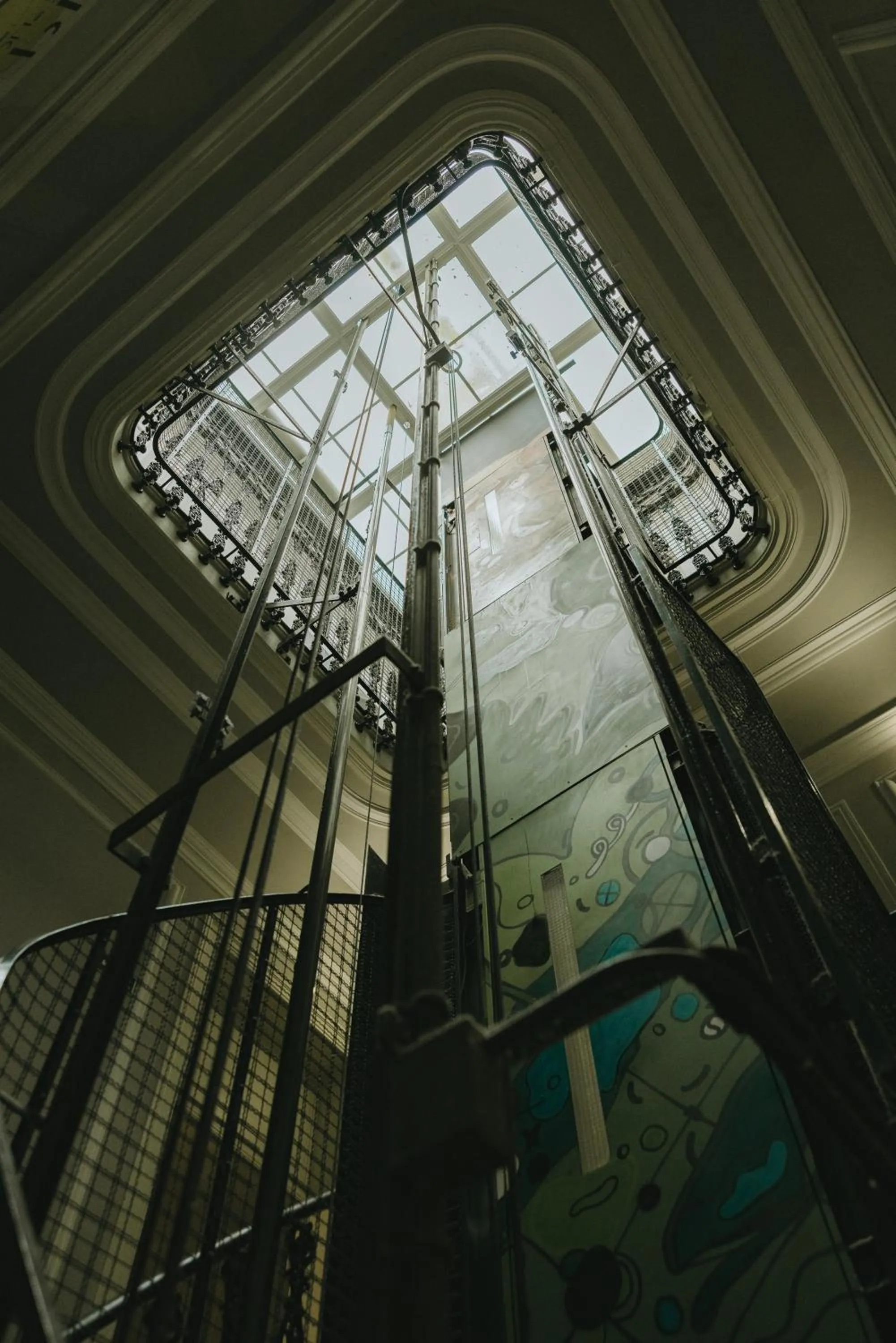 Property building in Lisb'on Hostel