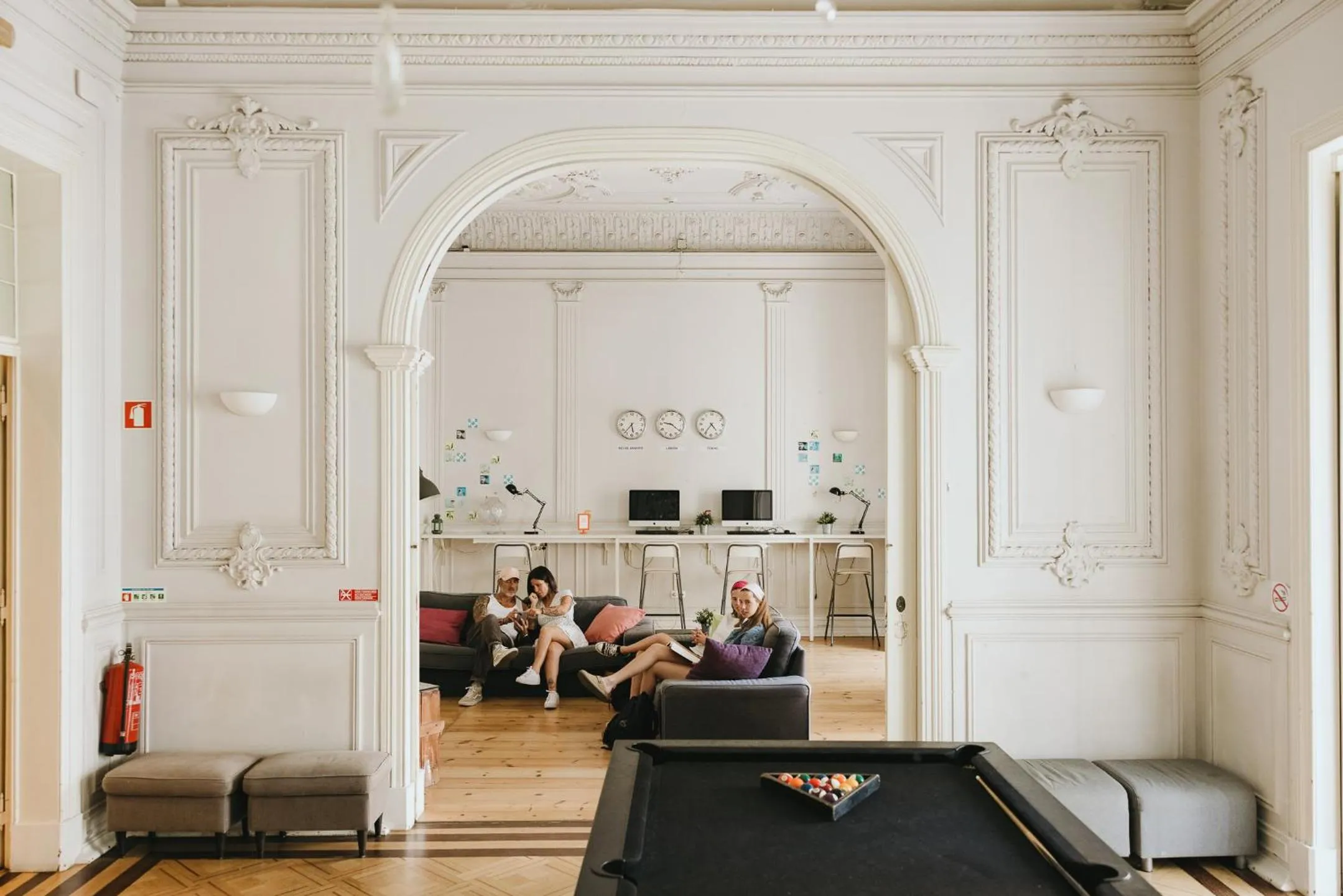 TV and multimedia in Lisb'on Hostel