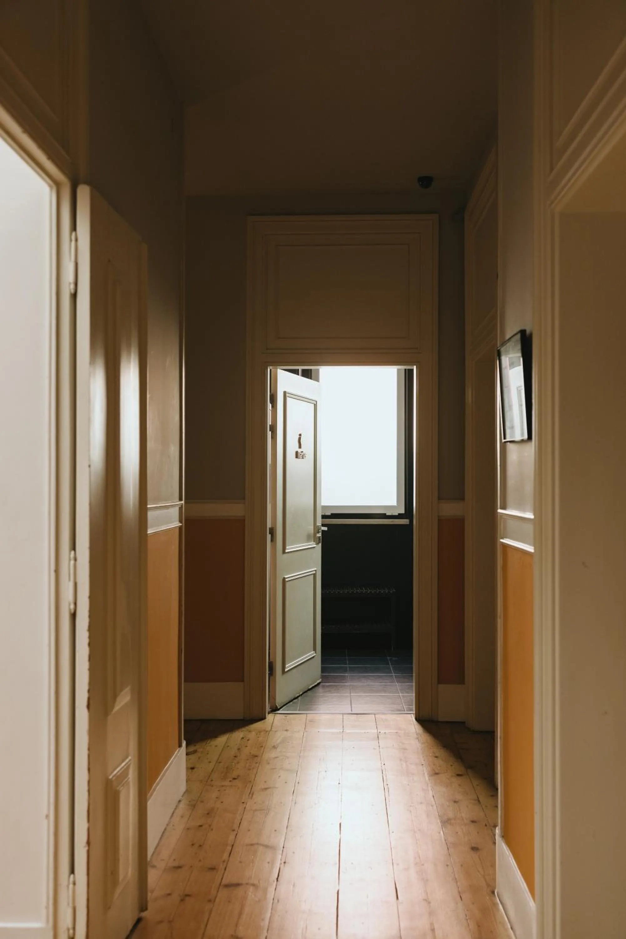 Property building in Lisb'on Hostel