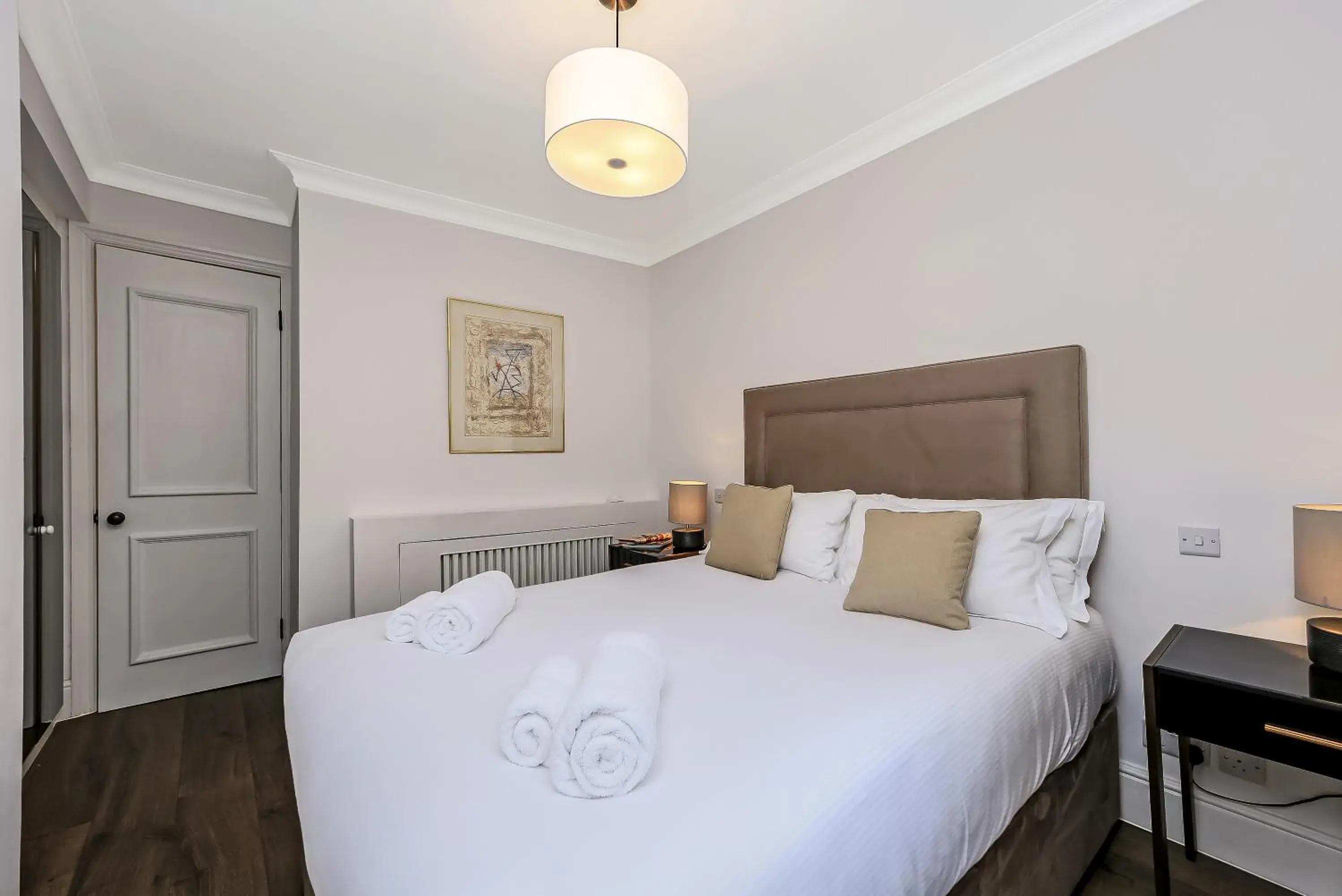 Bedroom, Bed in 10 Curzon Street by Mansley Bedroom, Bed in 10 Curzon Street by Mansley