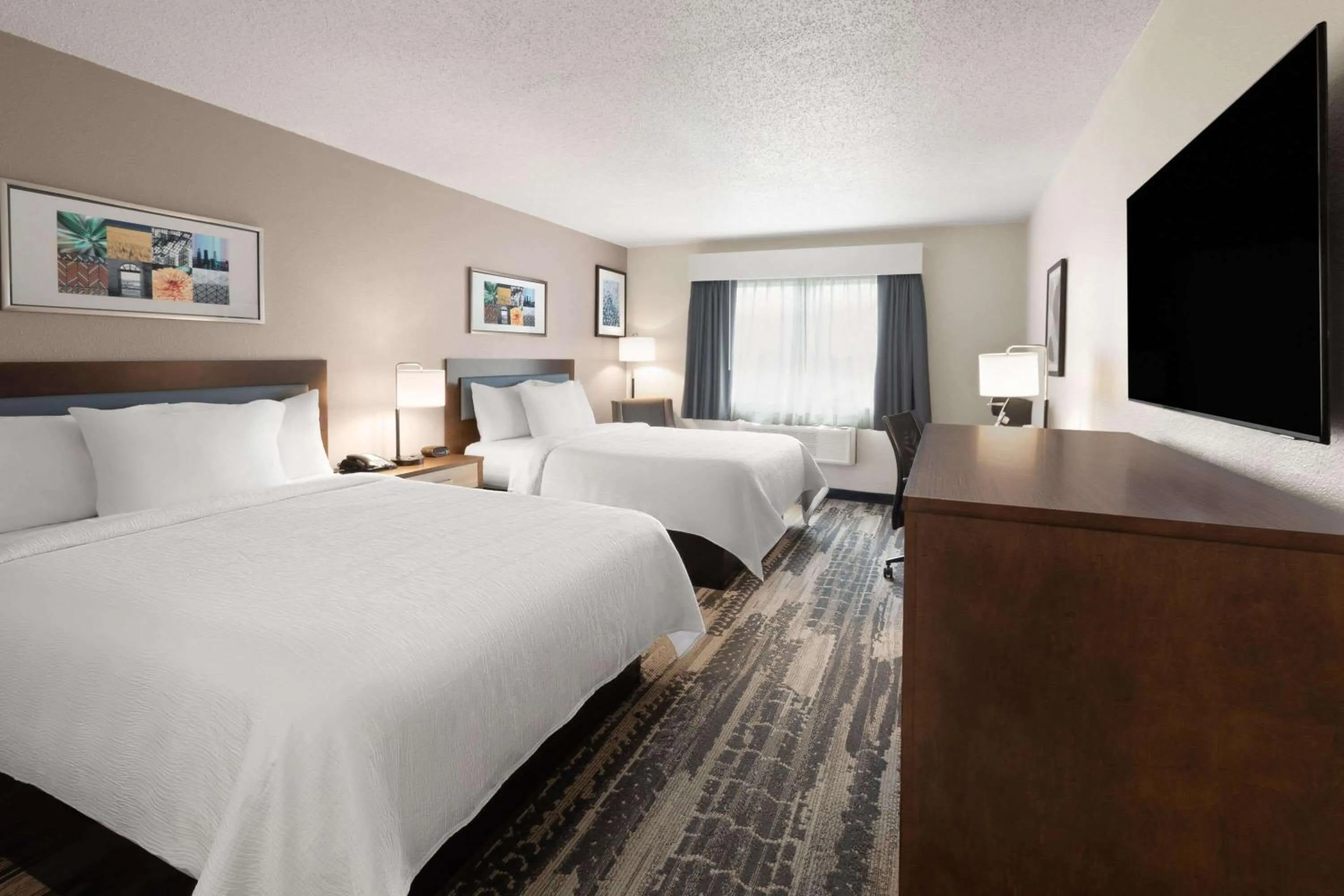 Photo of the whole room, Bed in Wingate by Wyndham Marion