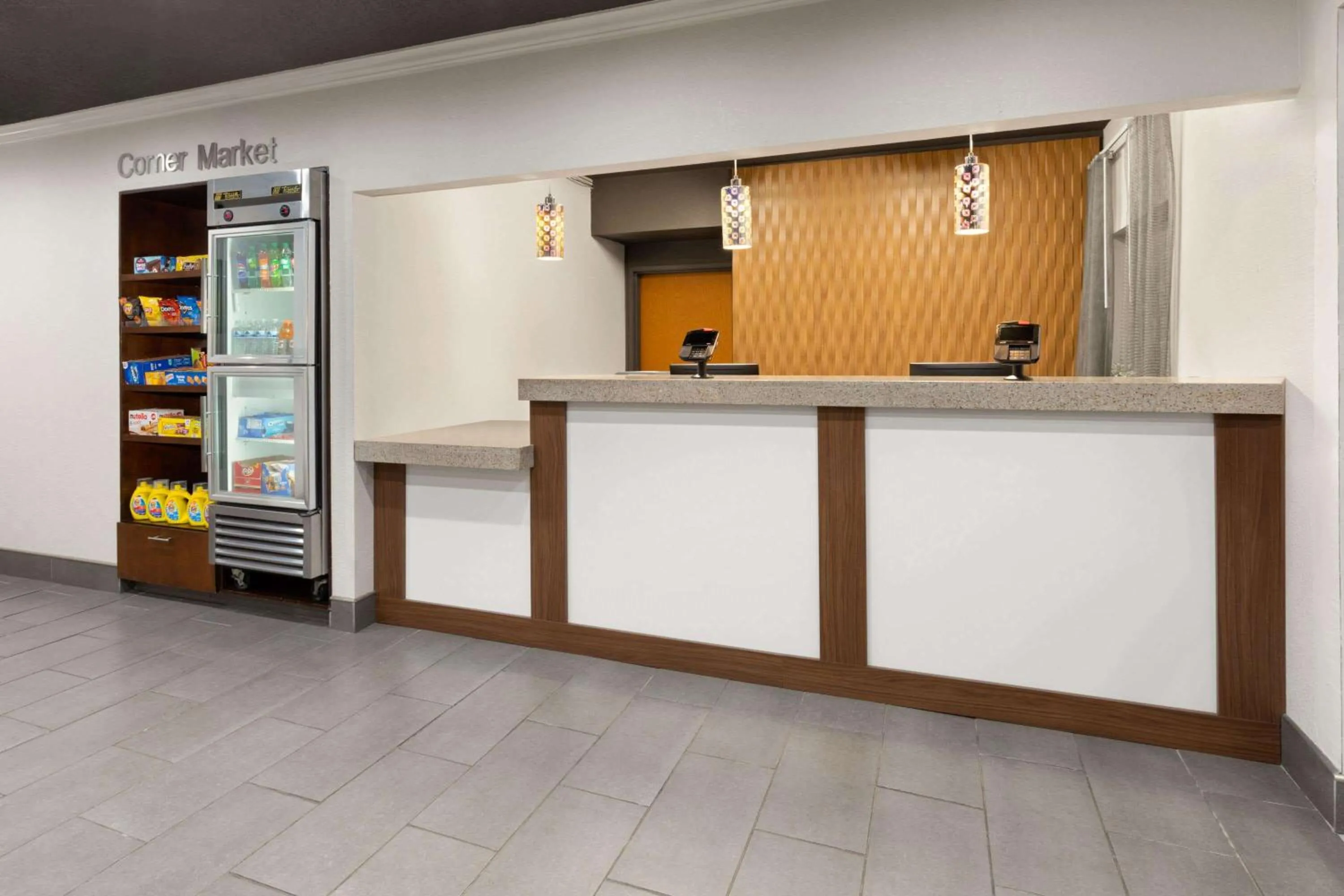 Lobby or reception in Wingate by Wyndham Marion