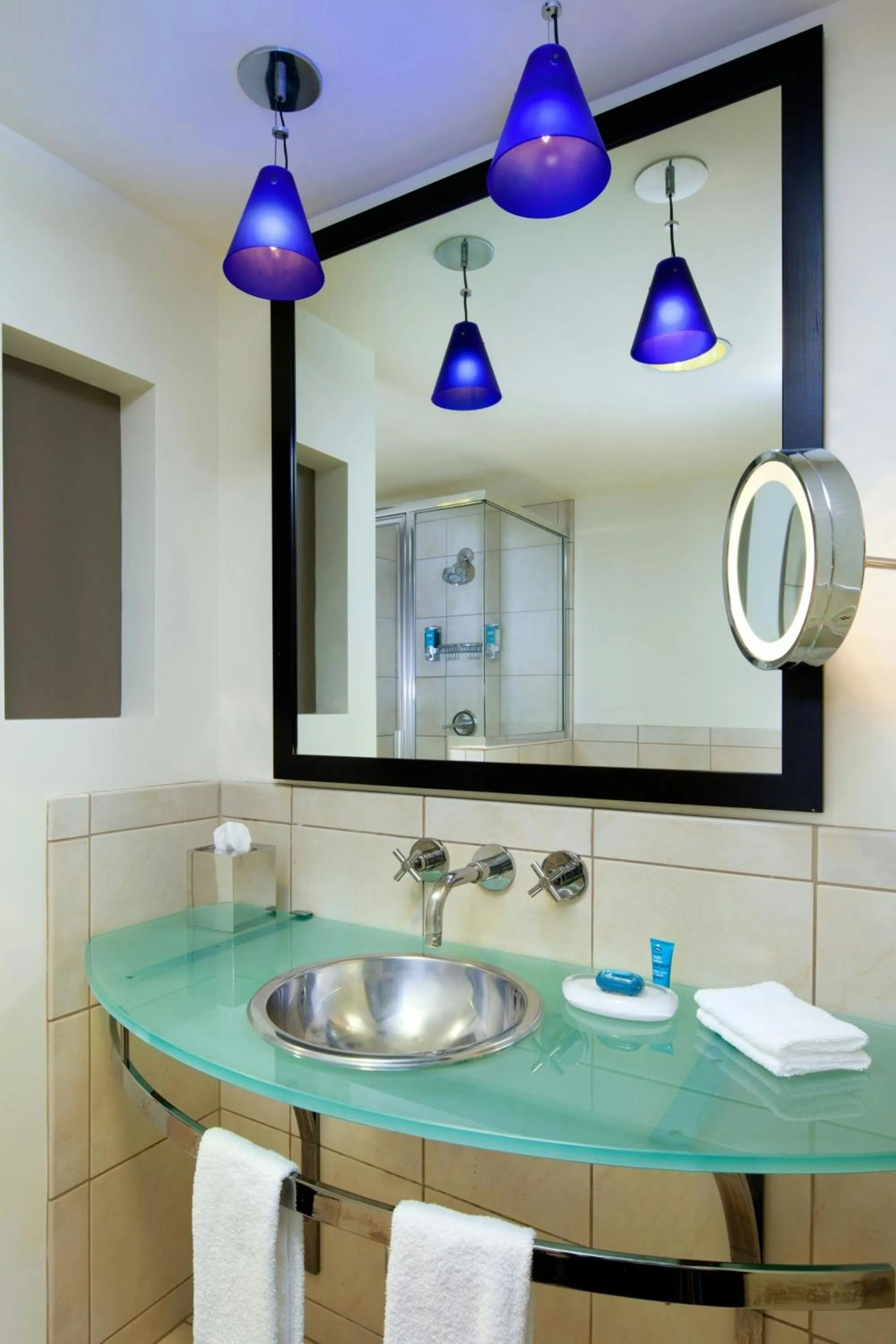 Bathroom in Aloft Silicon Valley