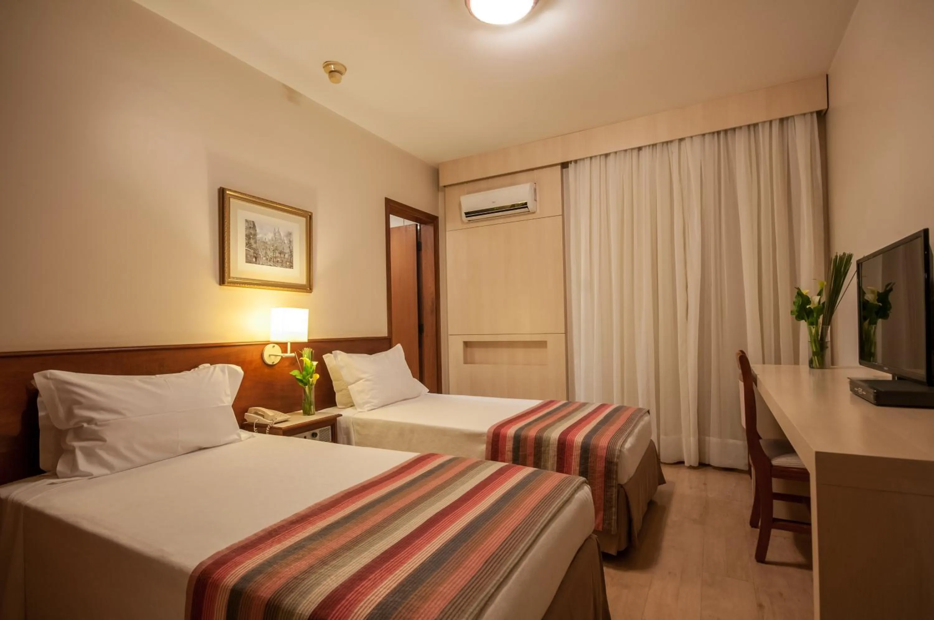 Bed in Saint Peter Hotel