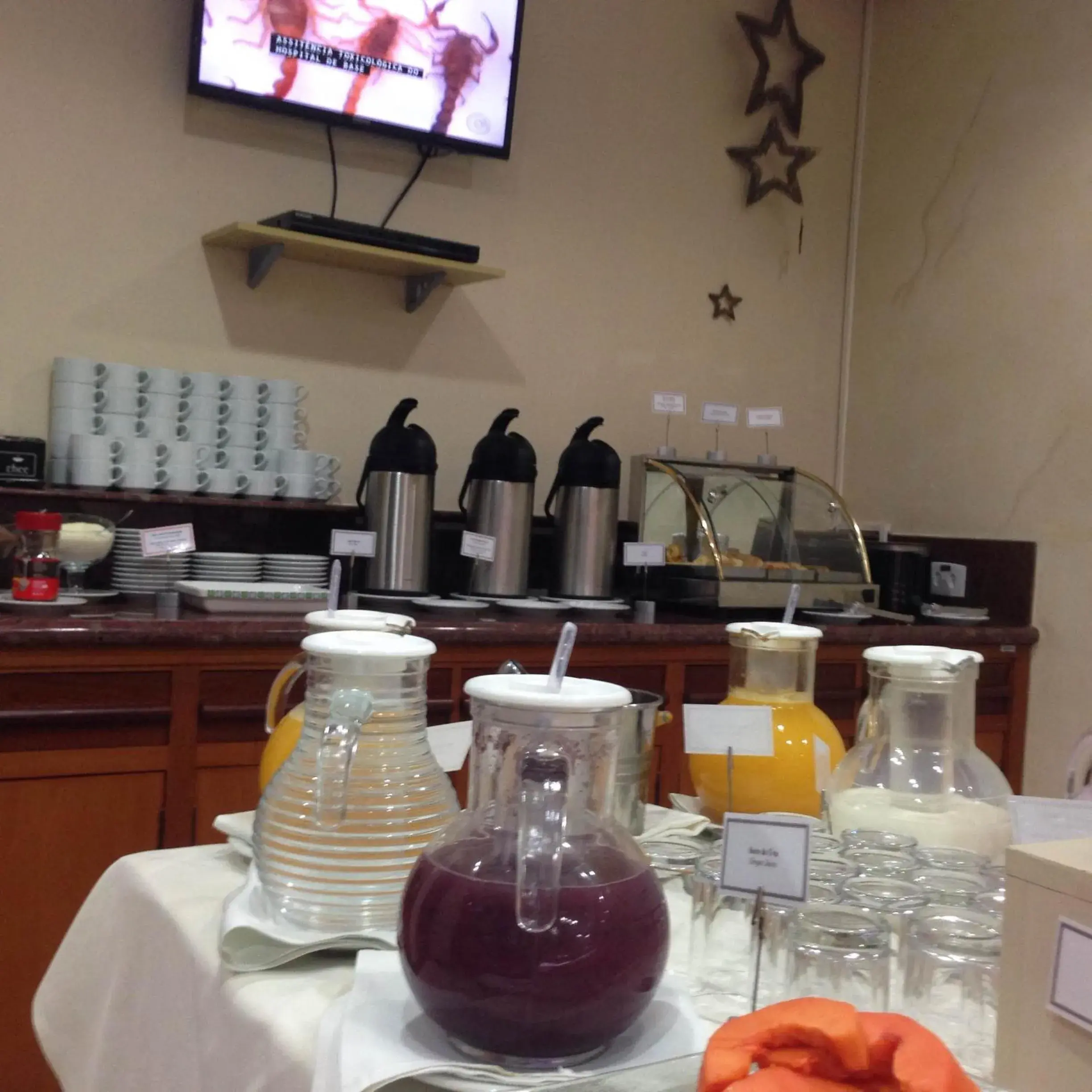 Restaurant/places to eat in Saint Peter Hotel Restaurant/places to eat in Saint Peter Hotel