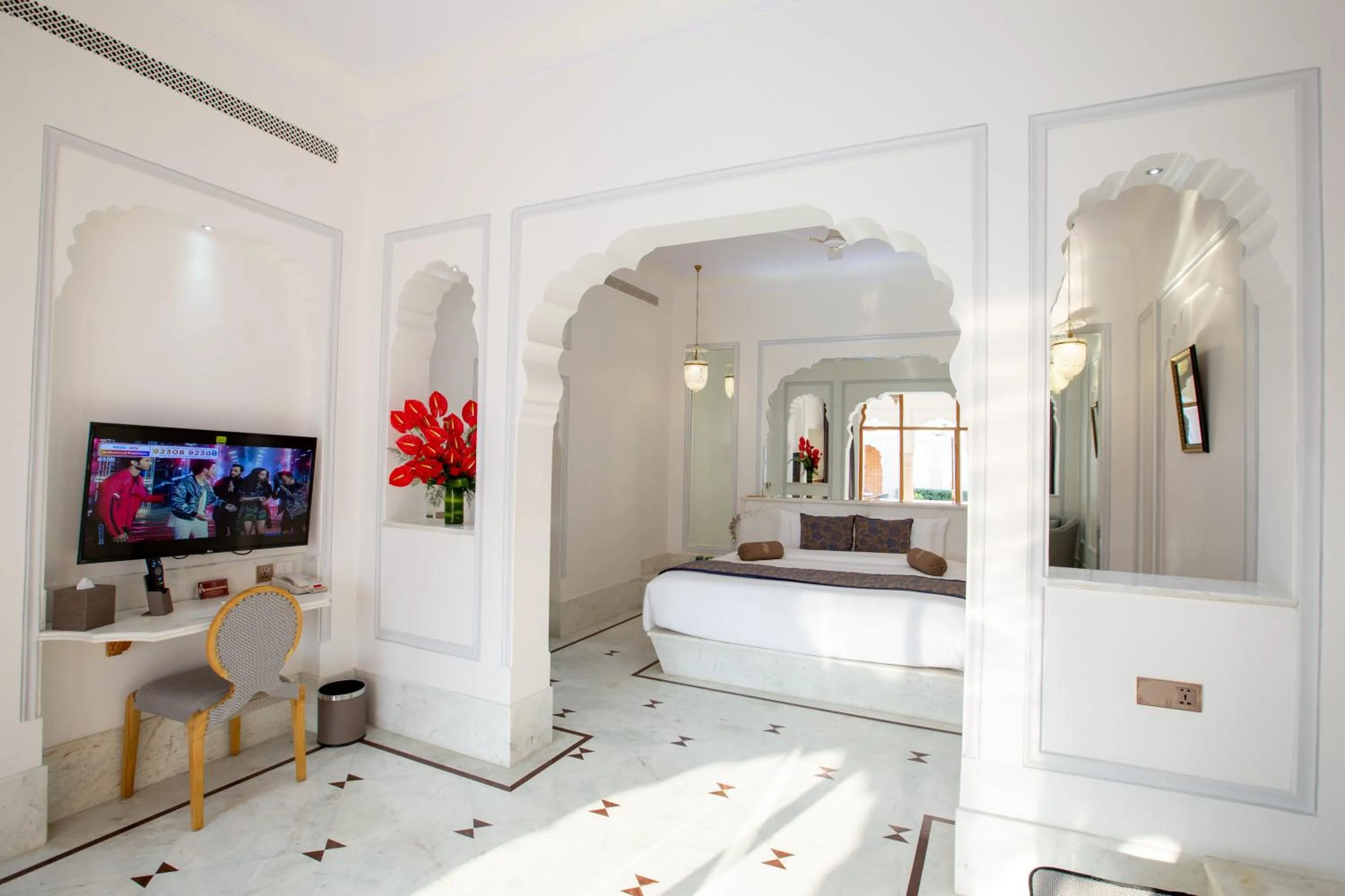 Living room, Bed in Buena Vista Luxury Garden Spa Resort