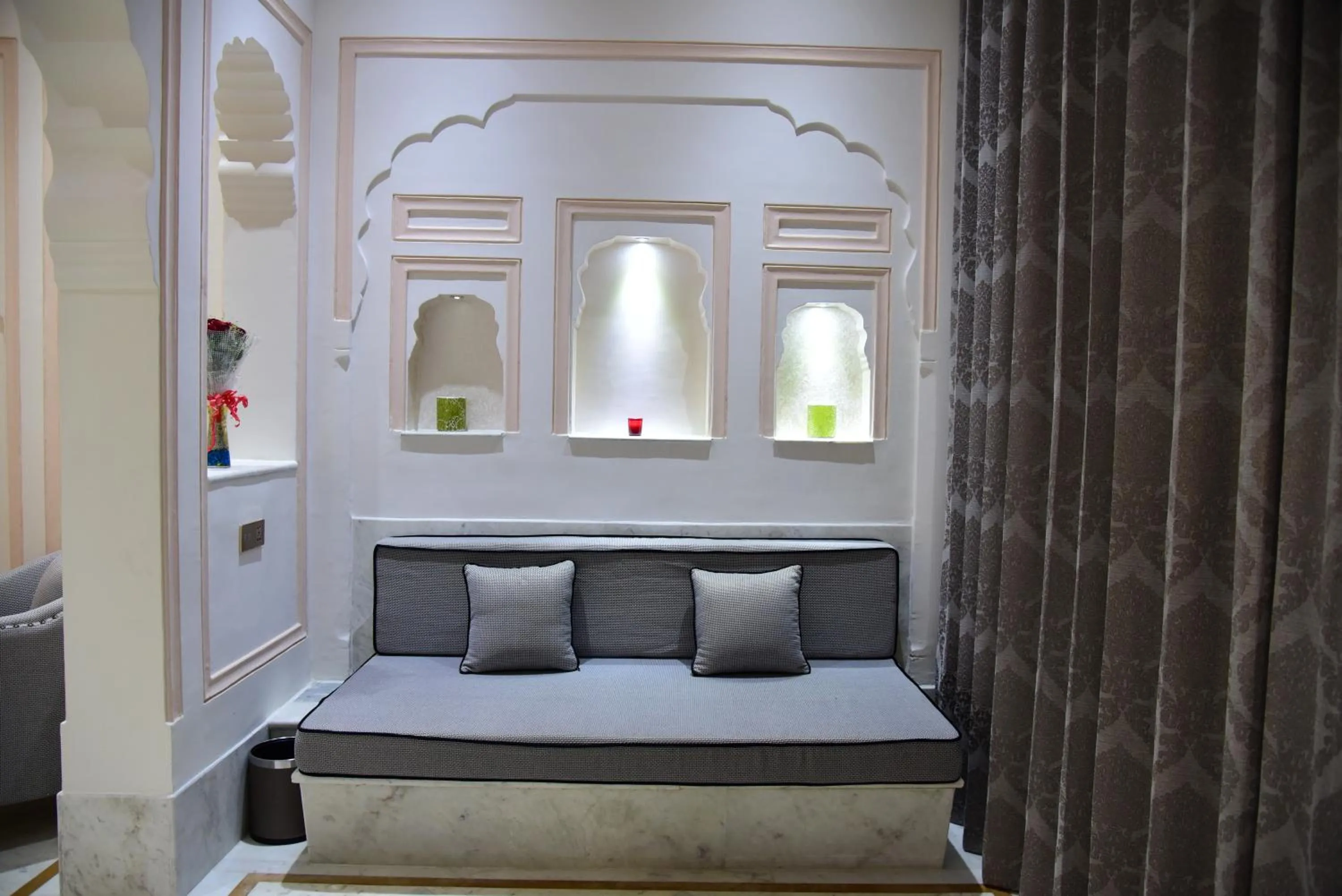 Living room, Bed in Buena Vista Luxury Garden Spa Resort