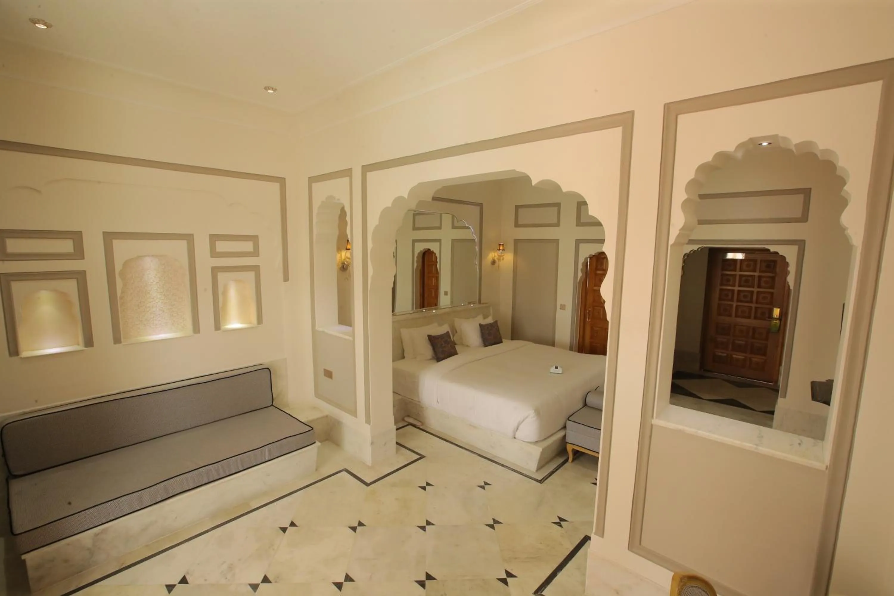 Living room, Bed in Buena Vista Luxury Garden Spa Resort