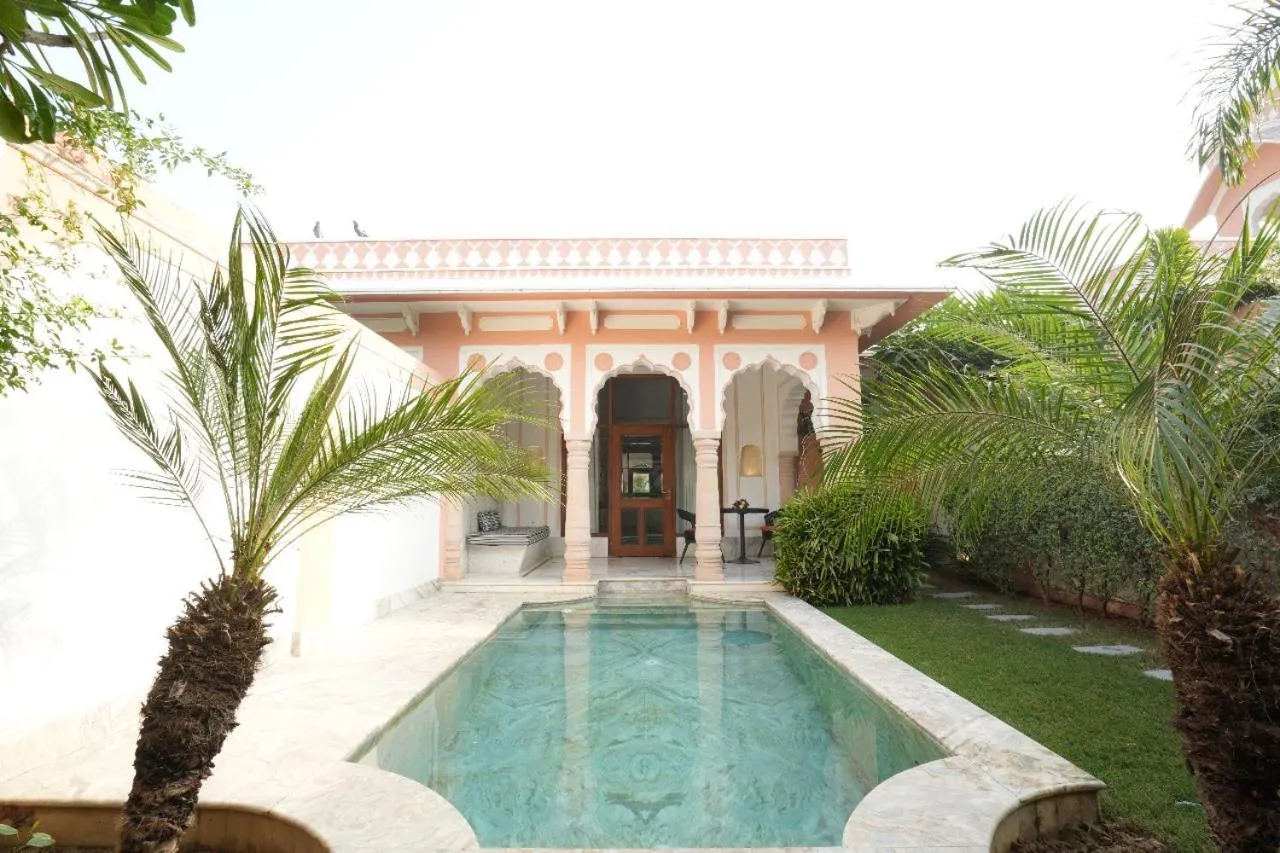 Swimming pool in Buena Vista Luxury Garden Spa Resort