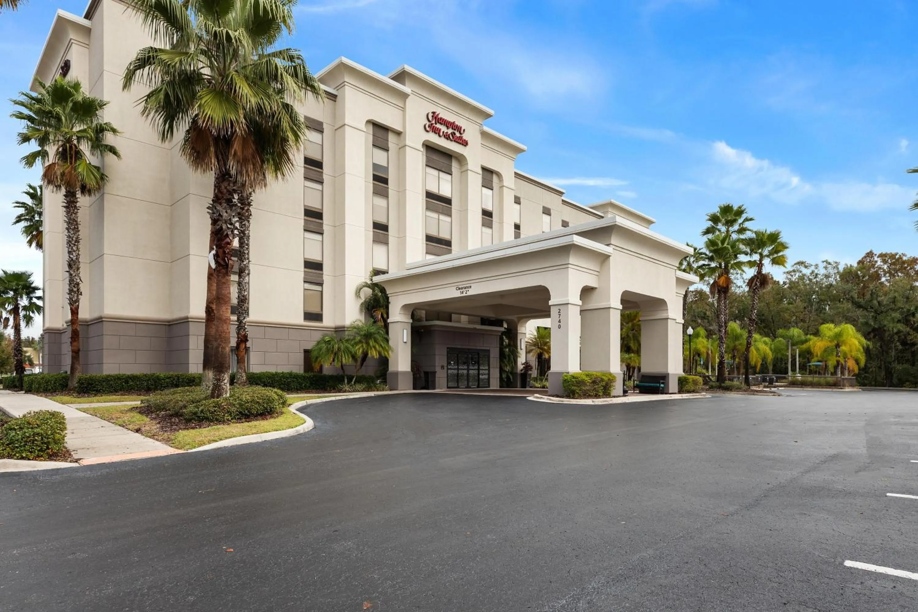 Property building in Hampton Inn & Suites Tampa-Wesley Chapel