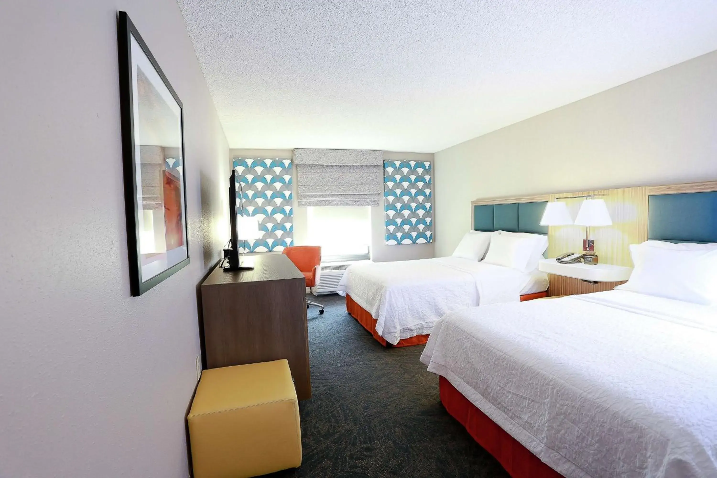Queen Room with Two Queen Beds and Roll-In Shower - Mobility and Hearing Access/Non-Smoking in Hampton Inn & Suites Tampa-Wesley Chapel Queen Room with Two Queen Beds and Roll-In Shower - Mobility and Hearing Access/Non-Smoking in Hampton Inn & Suites Tampa-Wesley Chapel