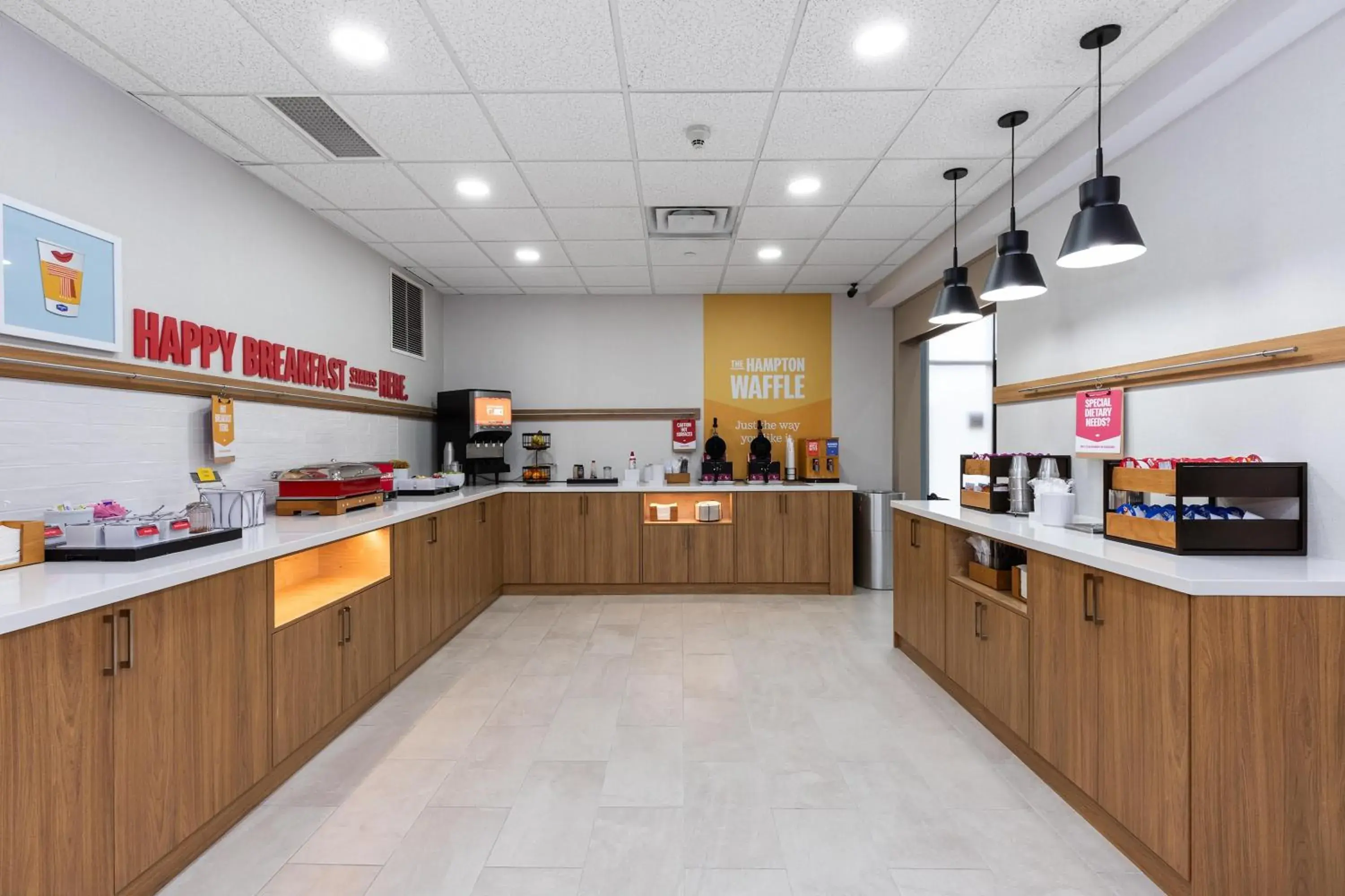 Breakfast in Hampton Inn & Suites Tampa-Wesley Chapel Breakfast in Hampton Inn & Suites Tampa-Wesley Chapel