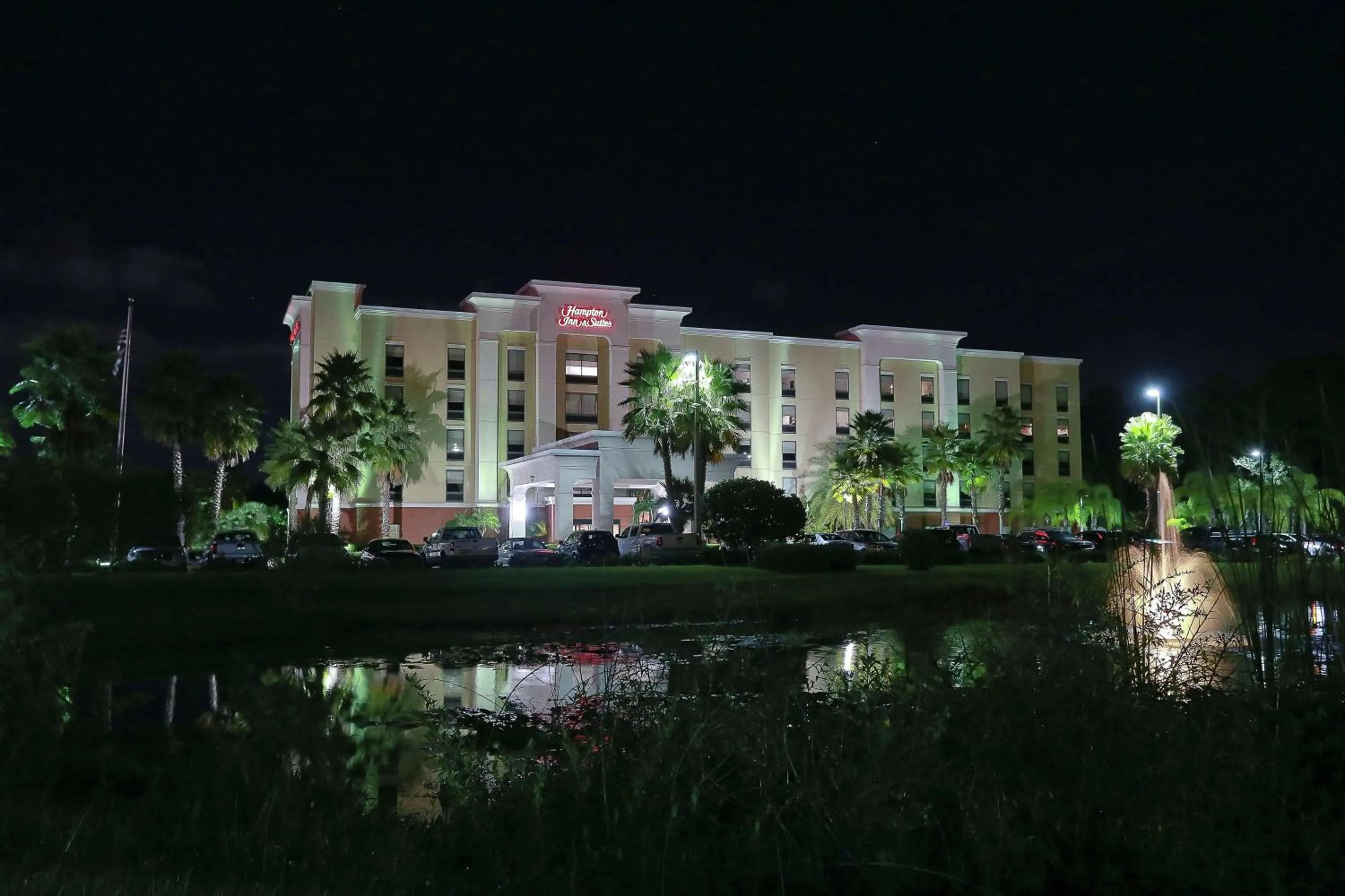 Property building in Hampton Inn & Suites Tampa-Wesley Chapel