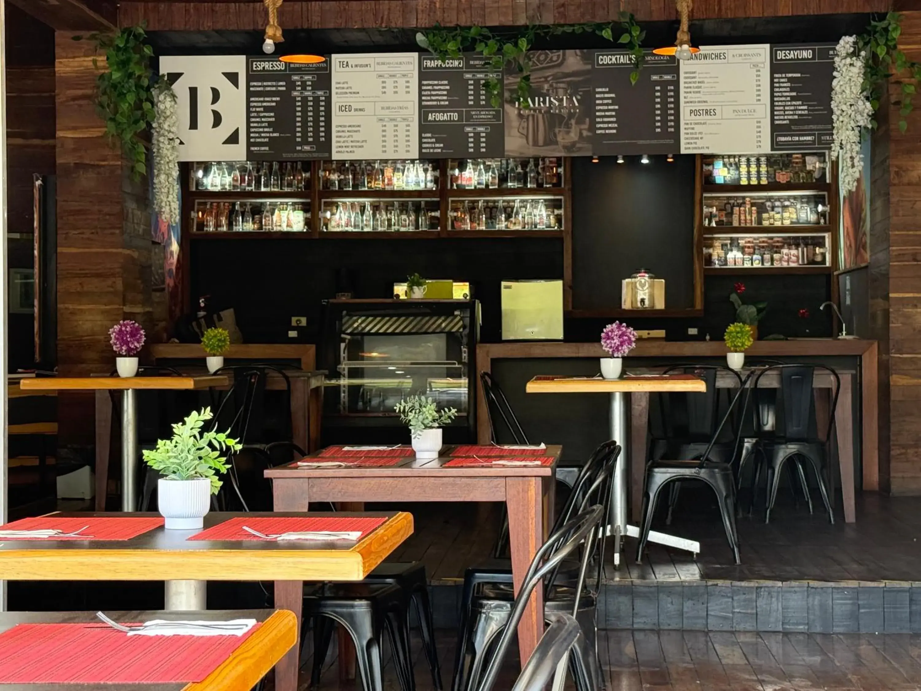 Restaurant/places to eat in Reina Roja Hotel Boutique Restaurant/places to eat in Reina Roja Hotel Boutique