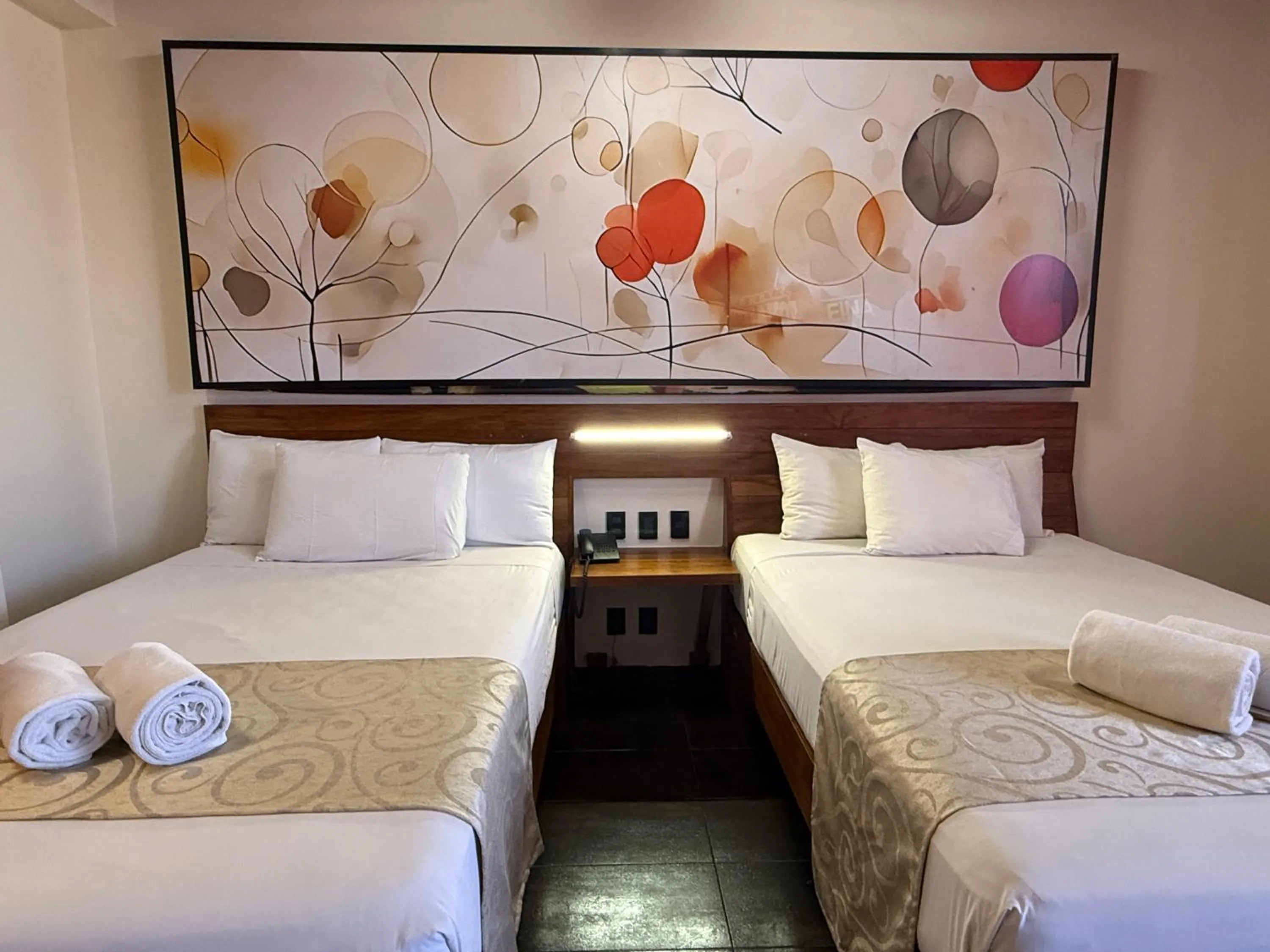 Photo of the whole room, Bed in Reina Roja Hotel Boutique