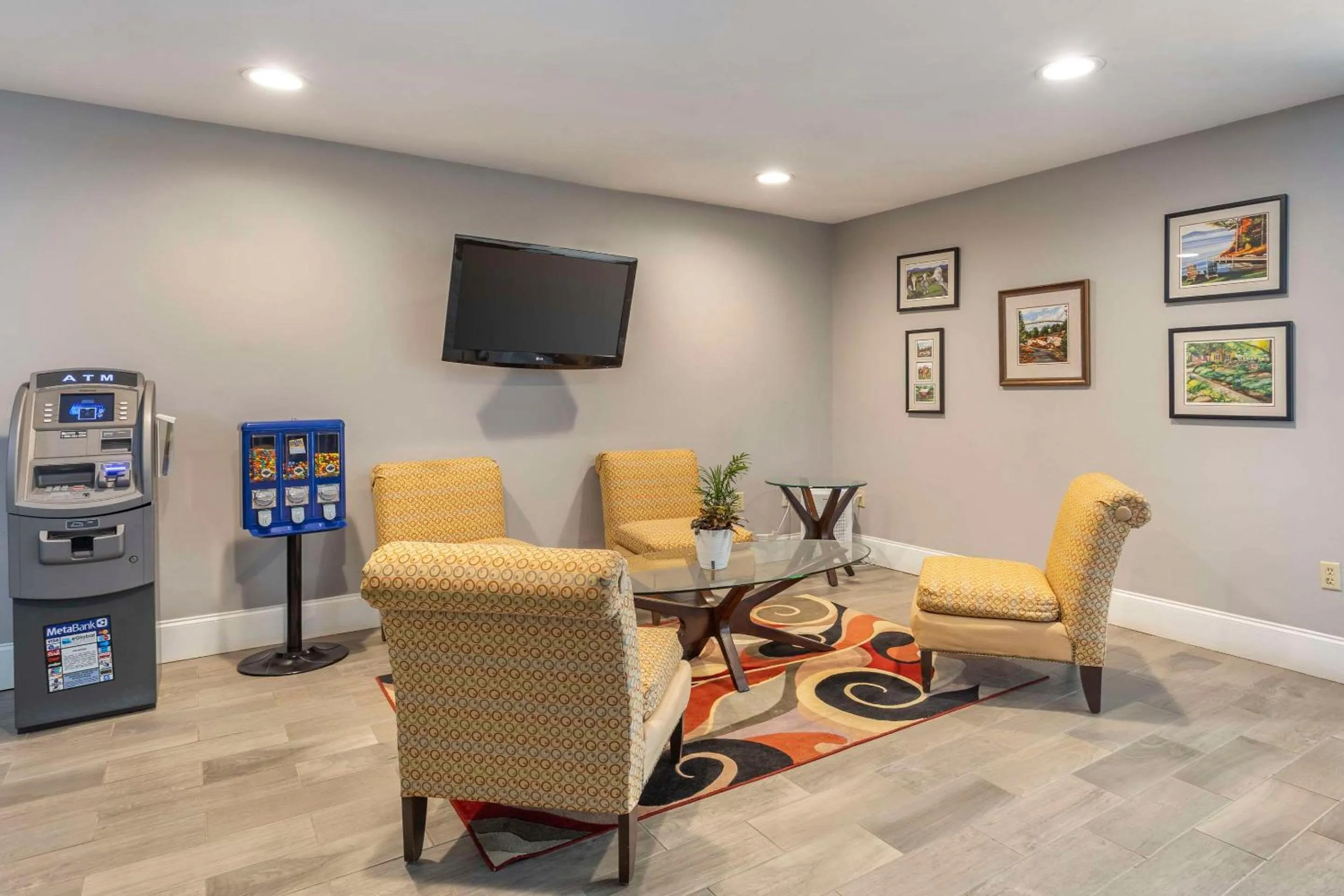 Lobby or reception in Econo Lodge Inn & Suites