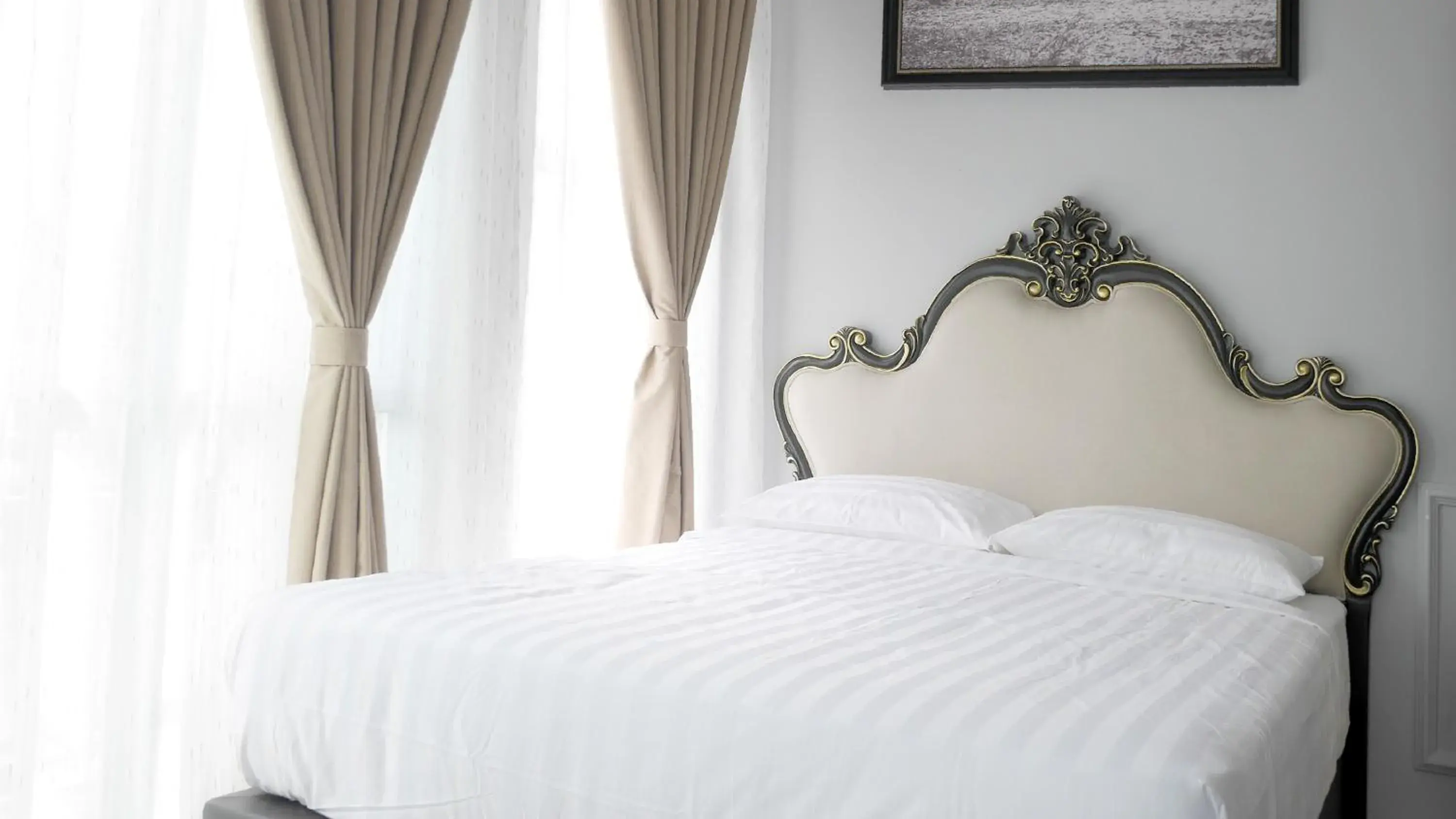 Bed in Zetter Suites @ Cameron Bed in Zetter Suites @ Cameron