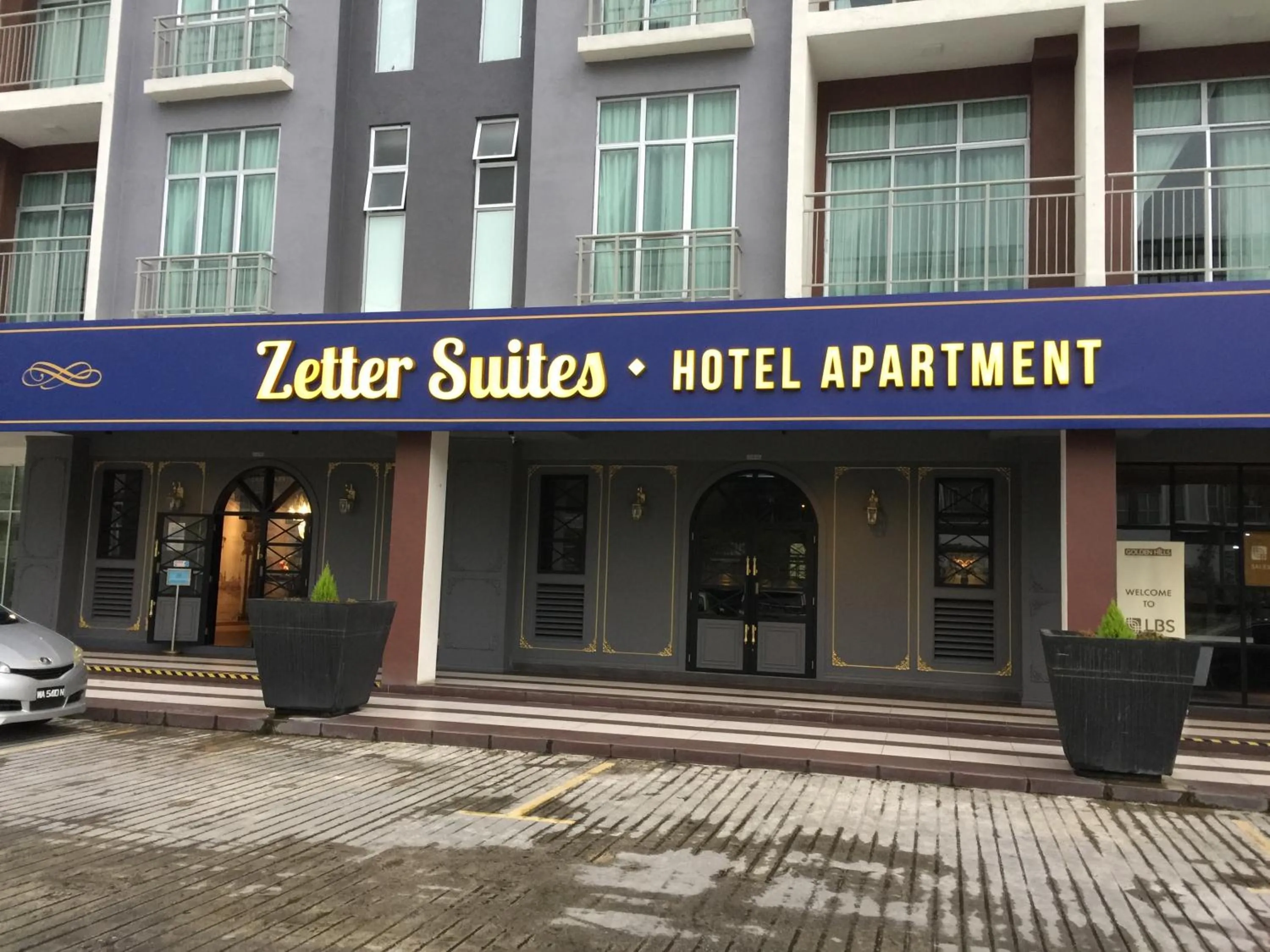 Zetter Suites @ Cameron