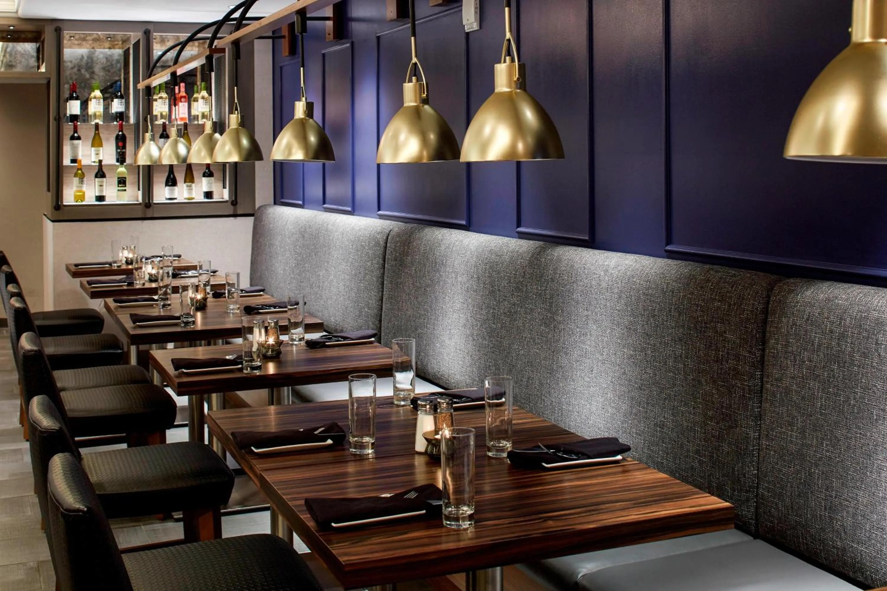 Lounge or bar in Marriott Cincinnati North