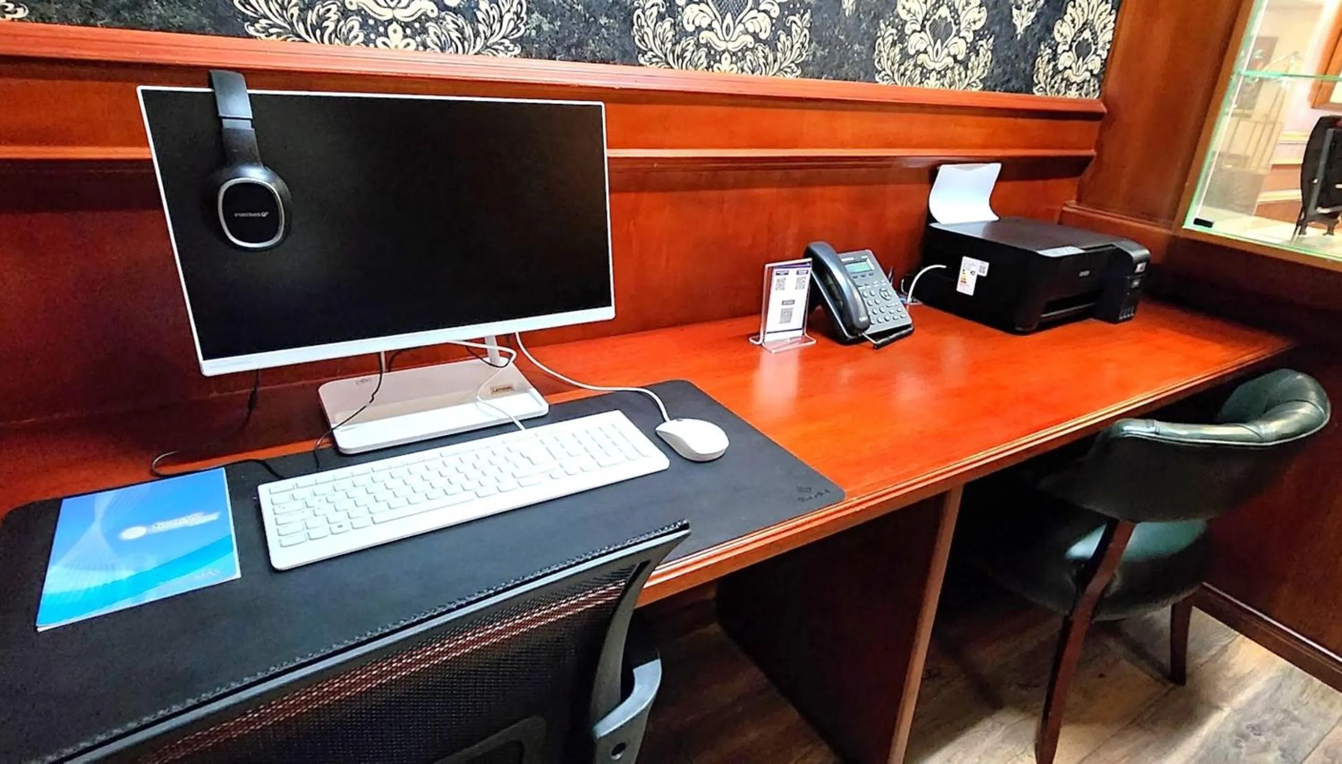 Business facilities in Santafe Boutique Hotel