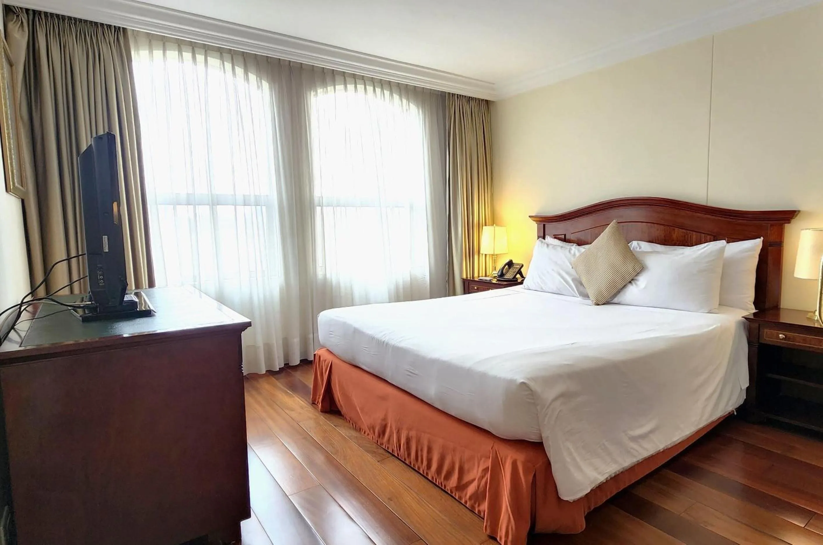 Bed in Santafe Boutique Hotel