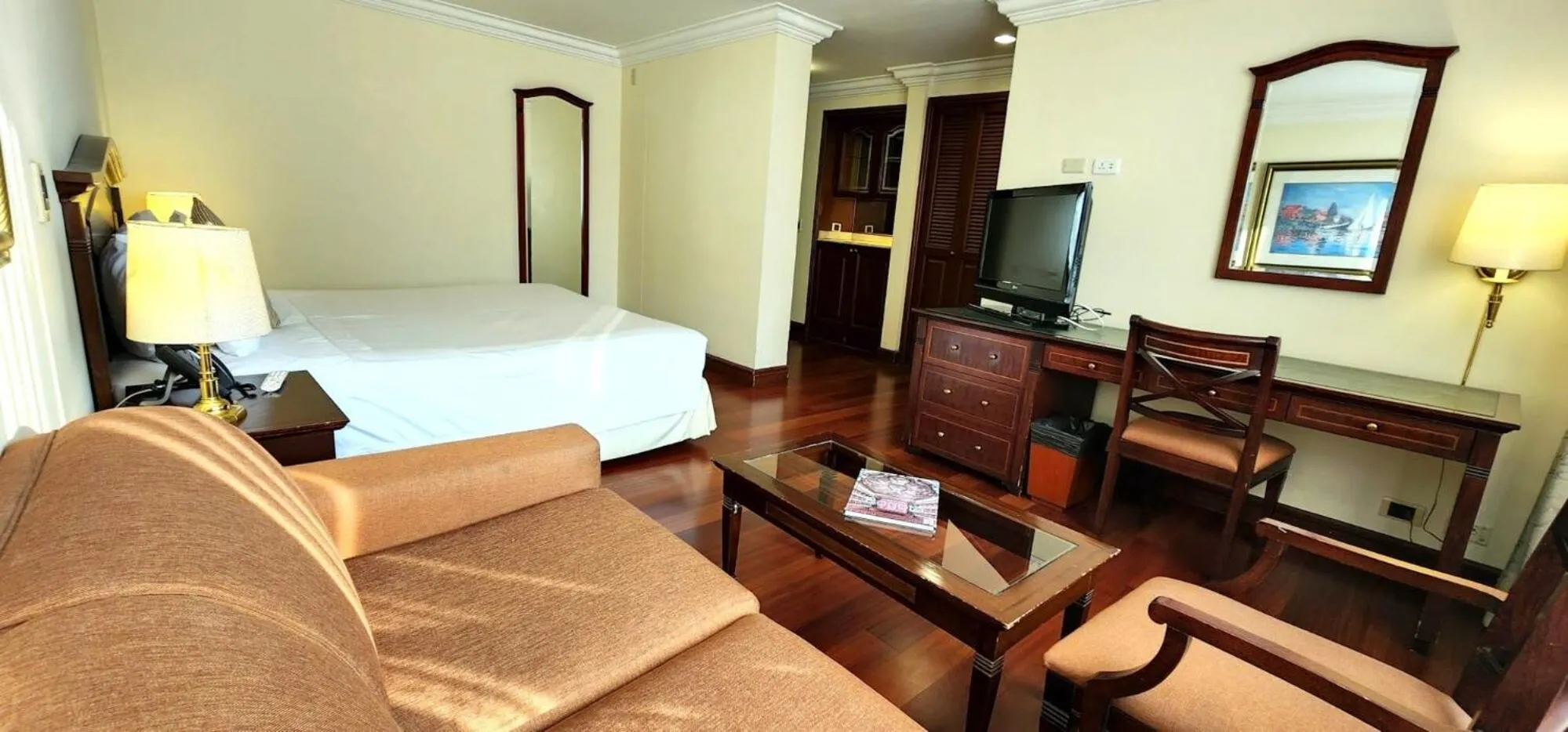 Bed in Santafe Boutique Hotel