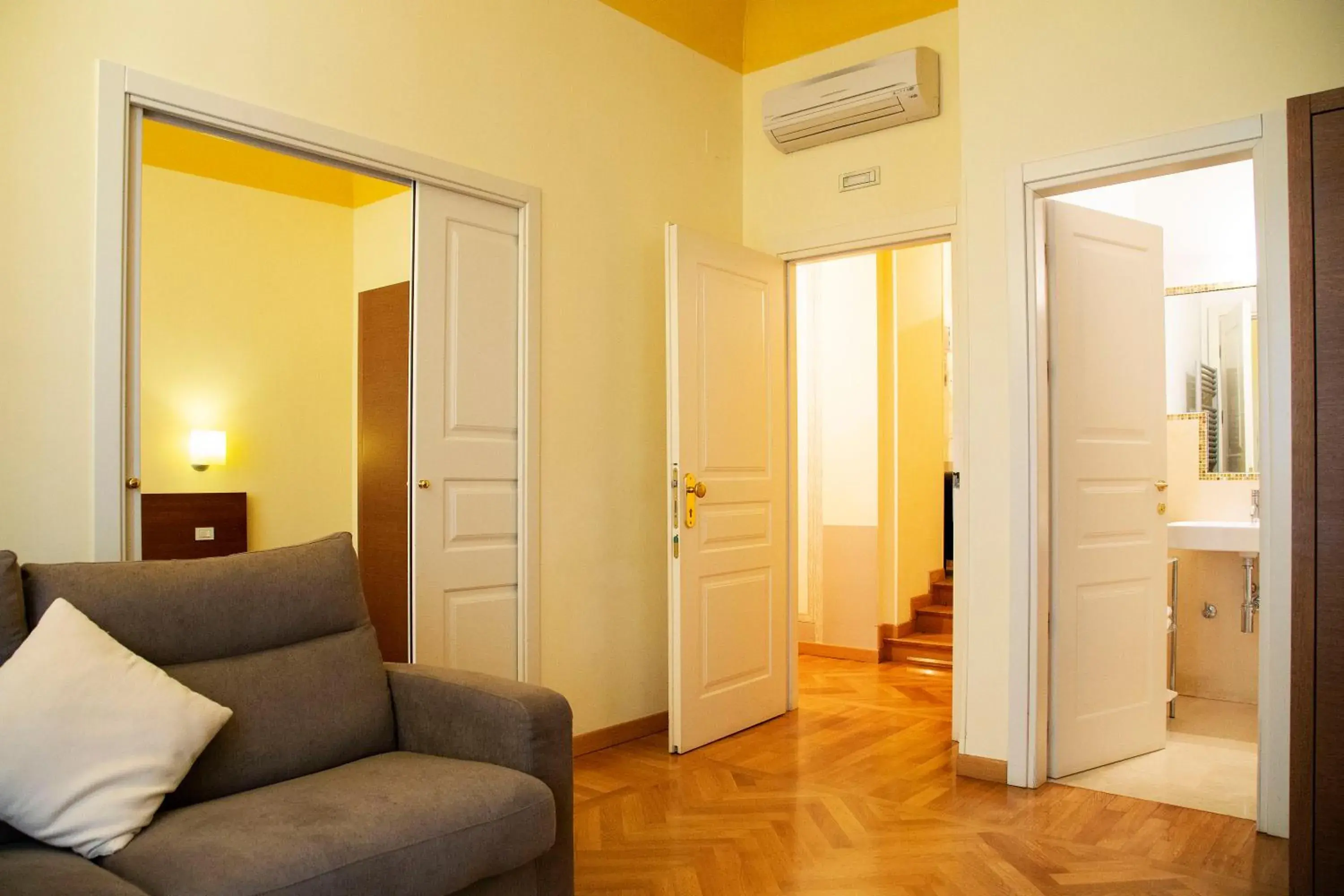 Classic Triple Room in Residenza dei Capitani Classic Triple Room in Residenza dei Capitani