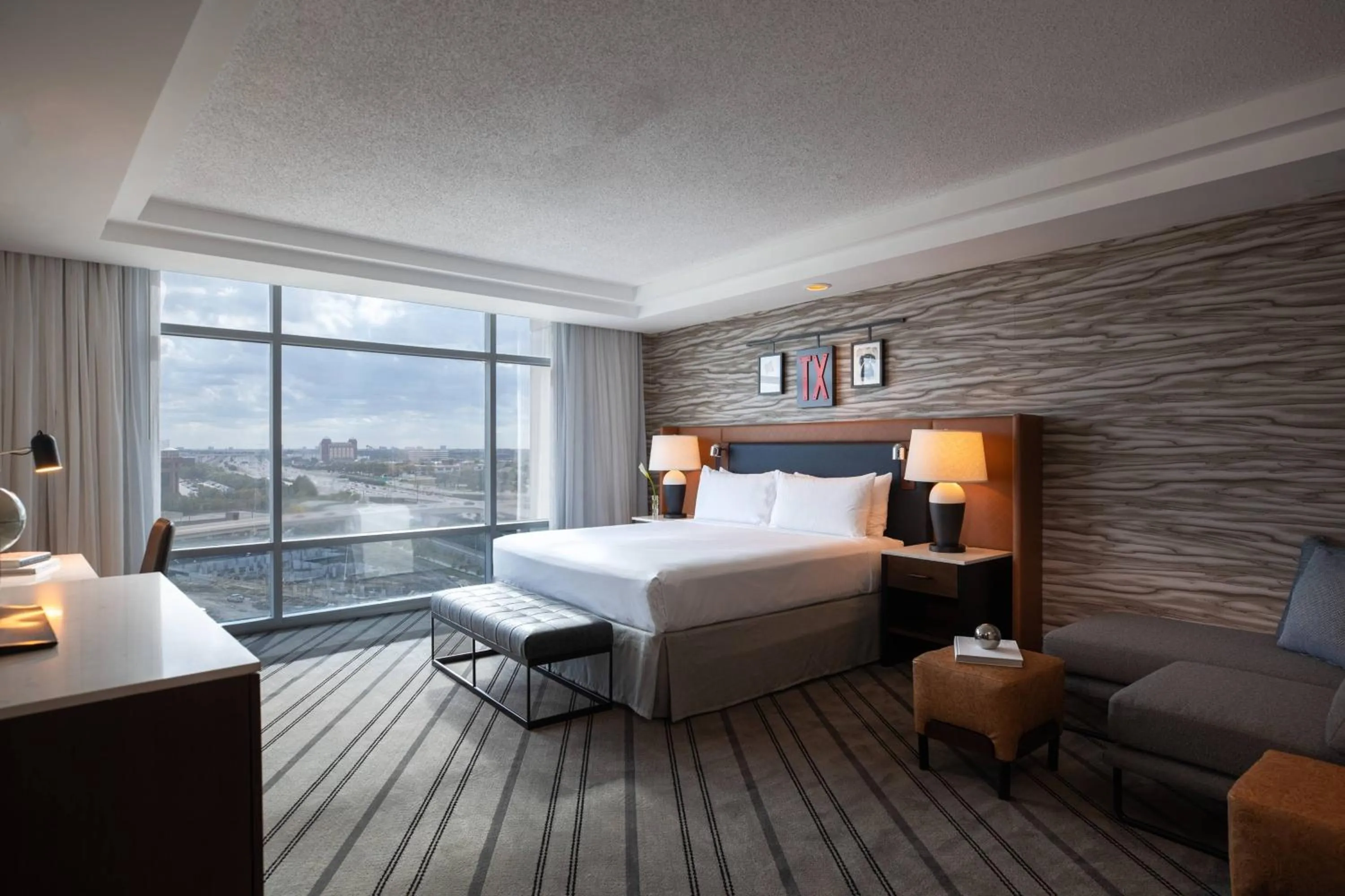 Bedroom, Bed in Renaissance Dallas Richardson Hotel