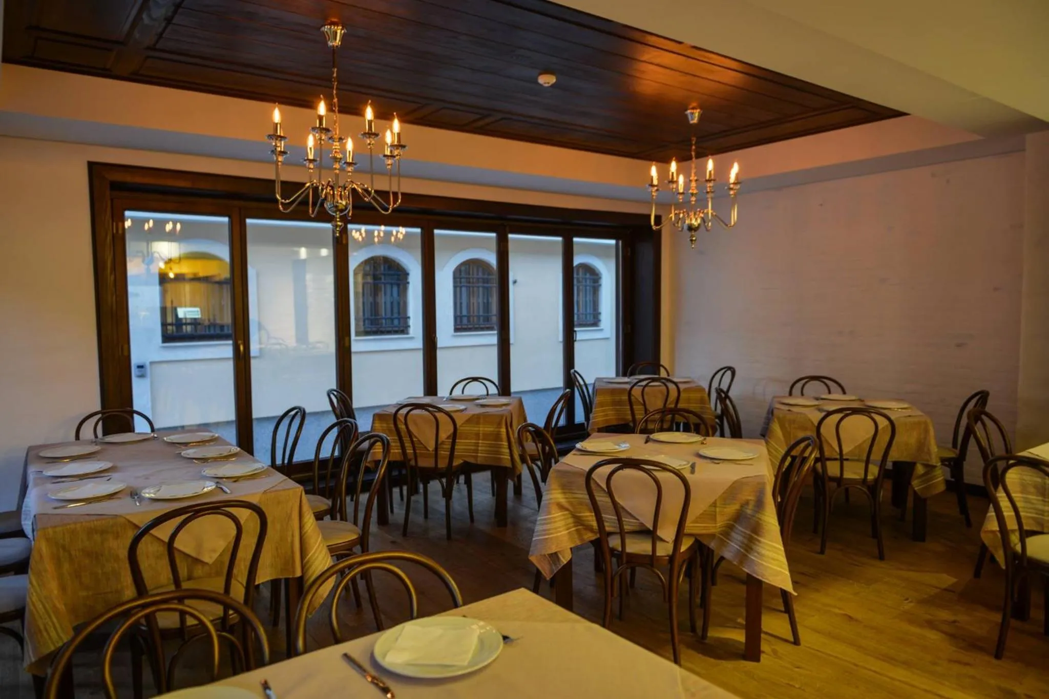 Hotel Barleti