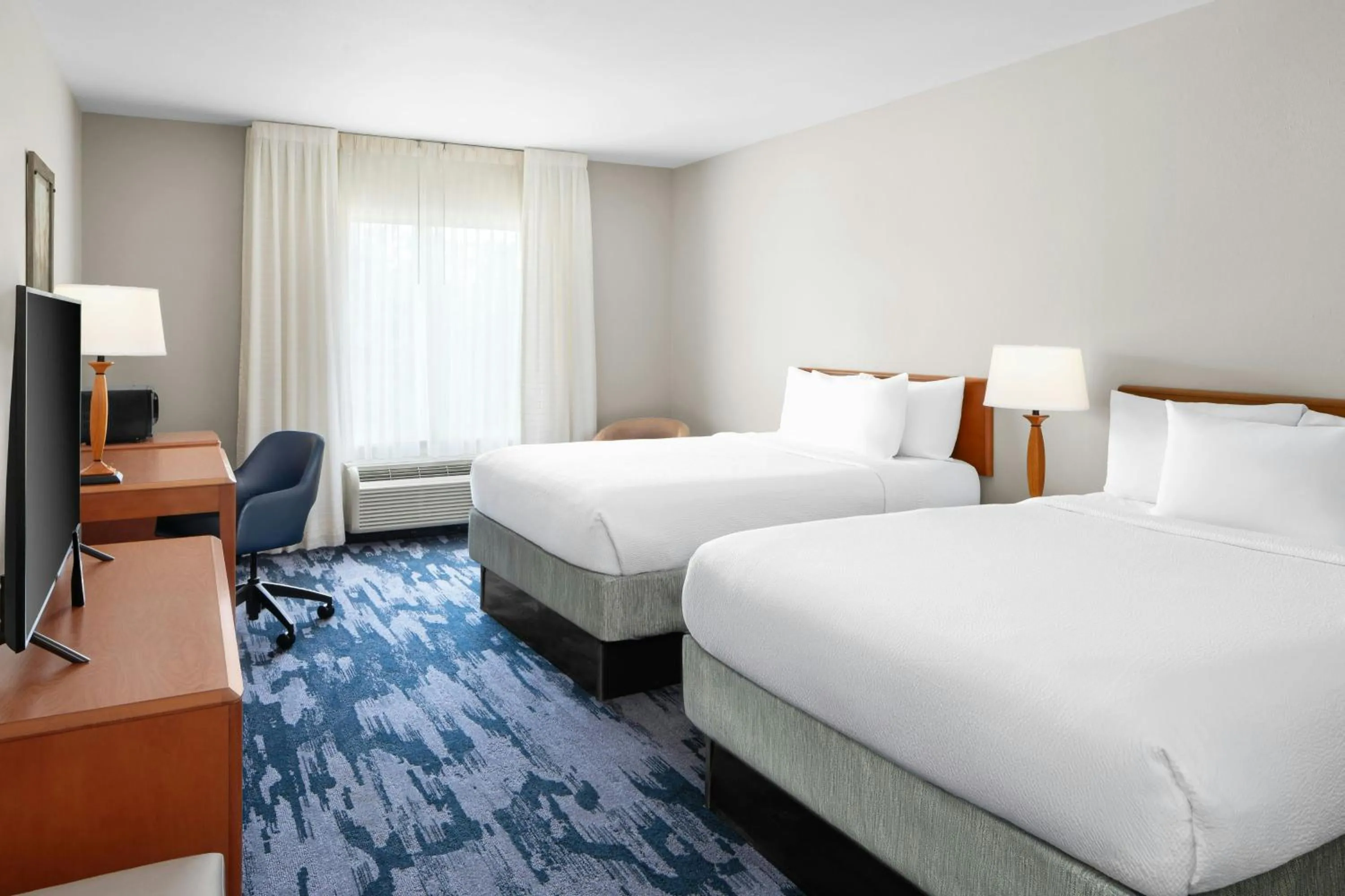 Photo of the whole room, Bed in Fairfield Inn & Suites Marianna