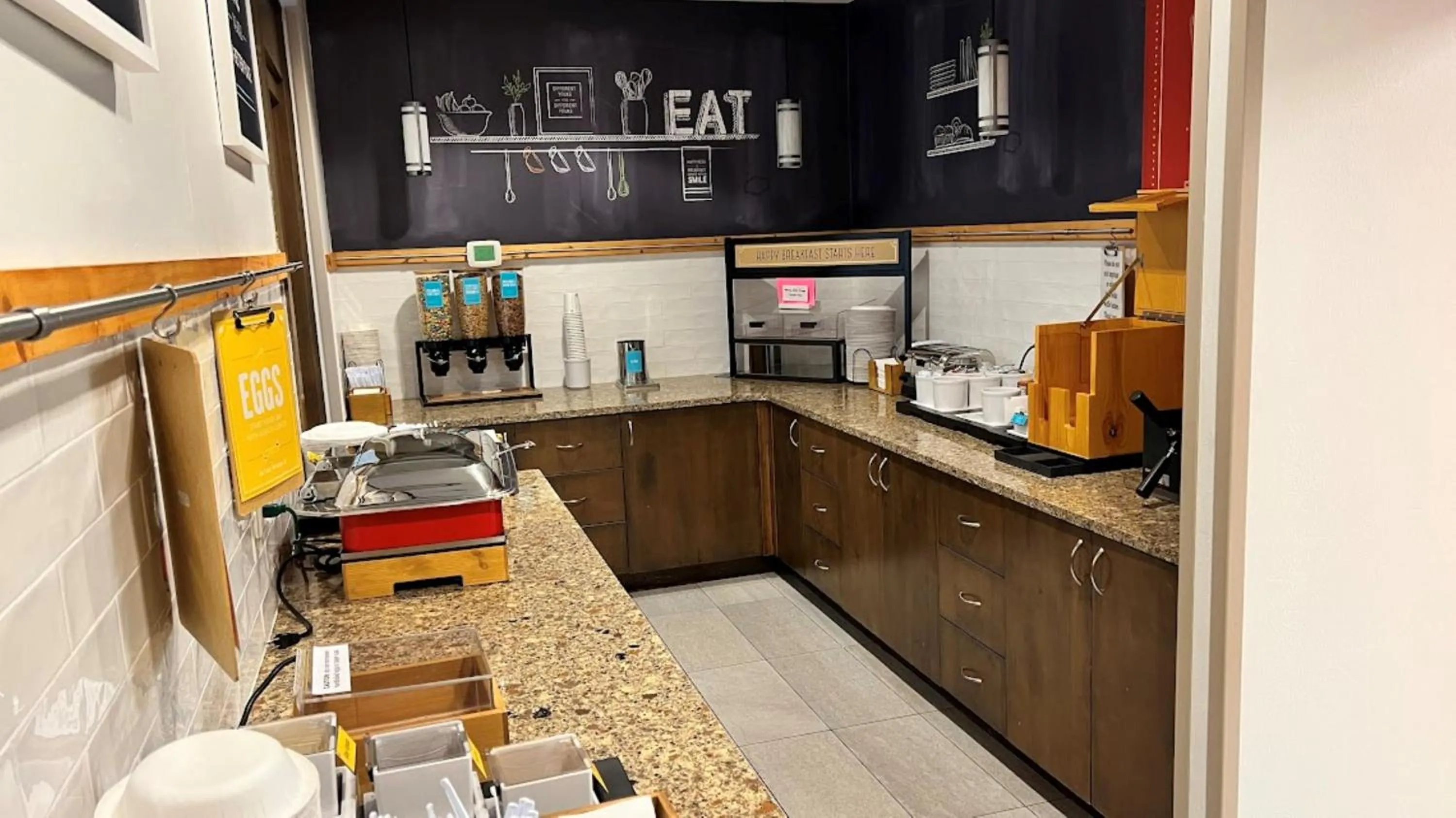 Breakfast in Hampton Inn by Hilton Montrose