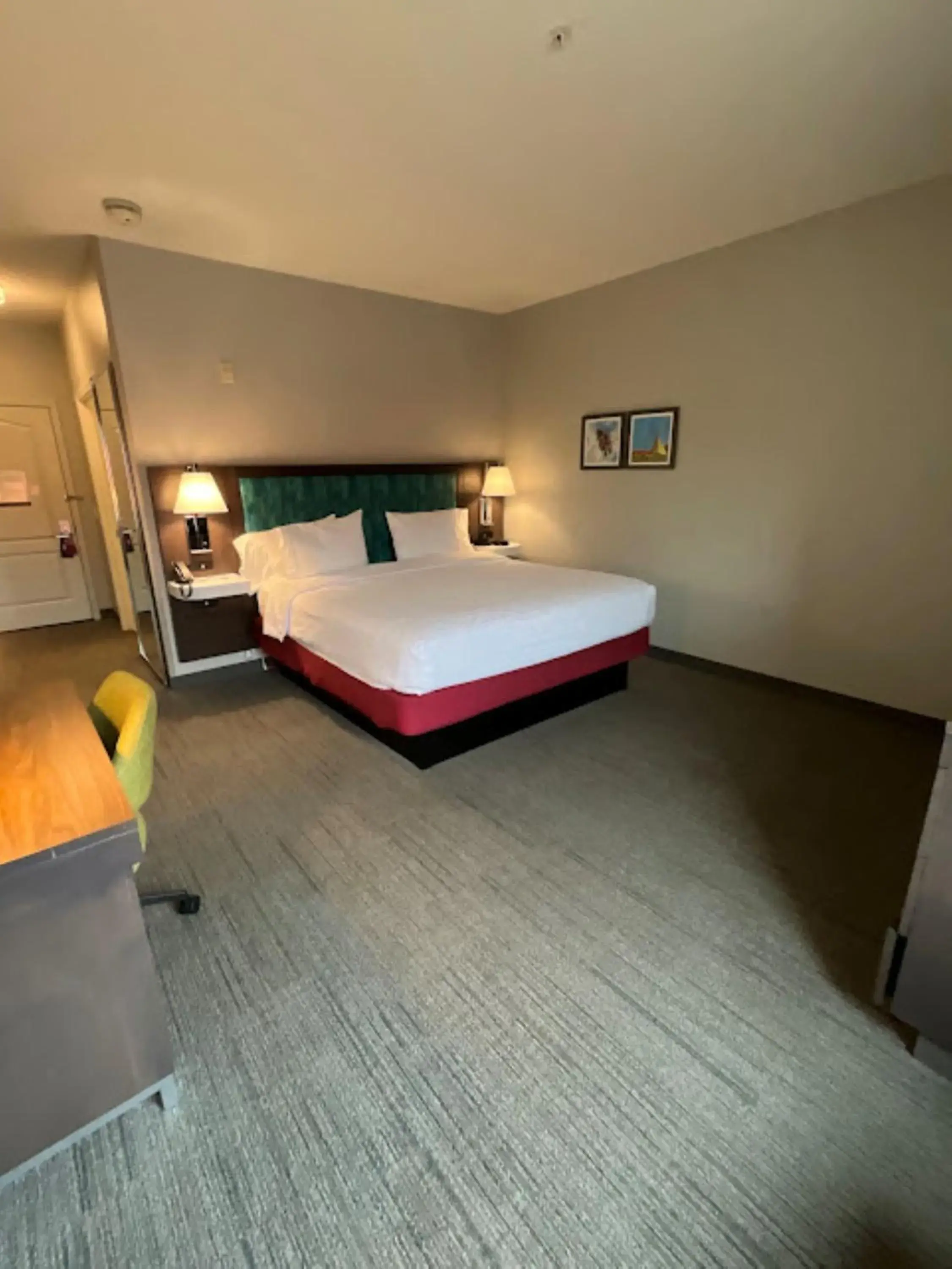 Bedroom, Bed in Hampton Inn by Hilton Montrose Bedroom, Bed in Hampton Inn by Hilton Montrose