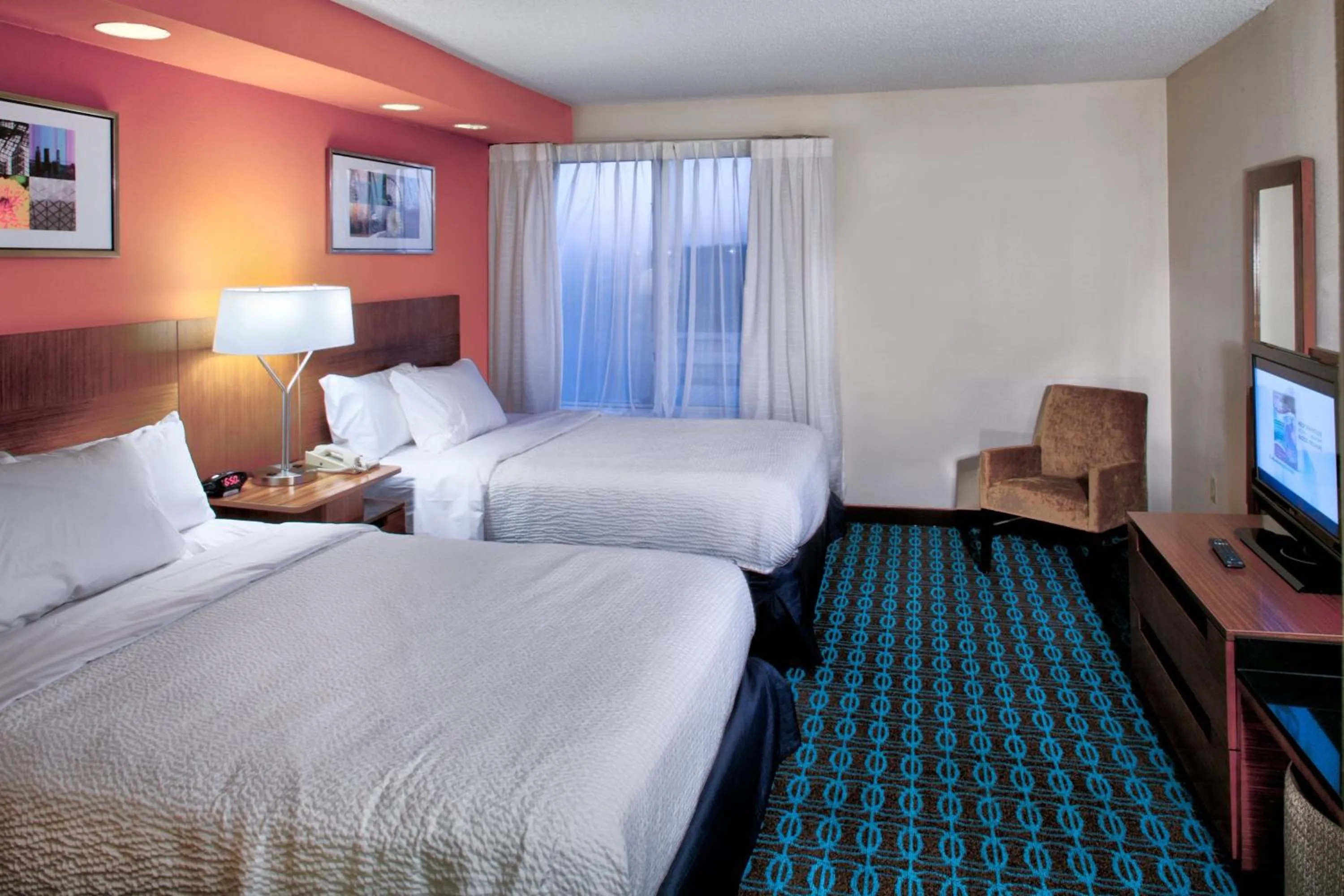 Bedroom, Bed in Fairfield Inn & Suites by Marriott Dover