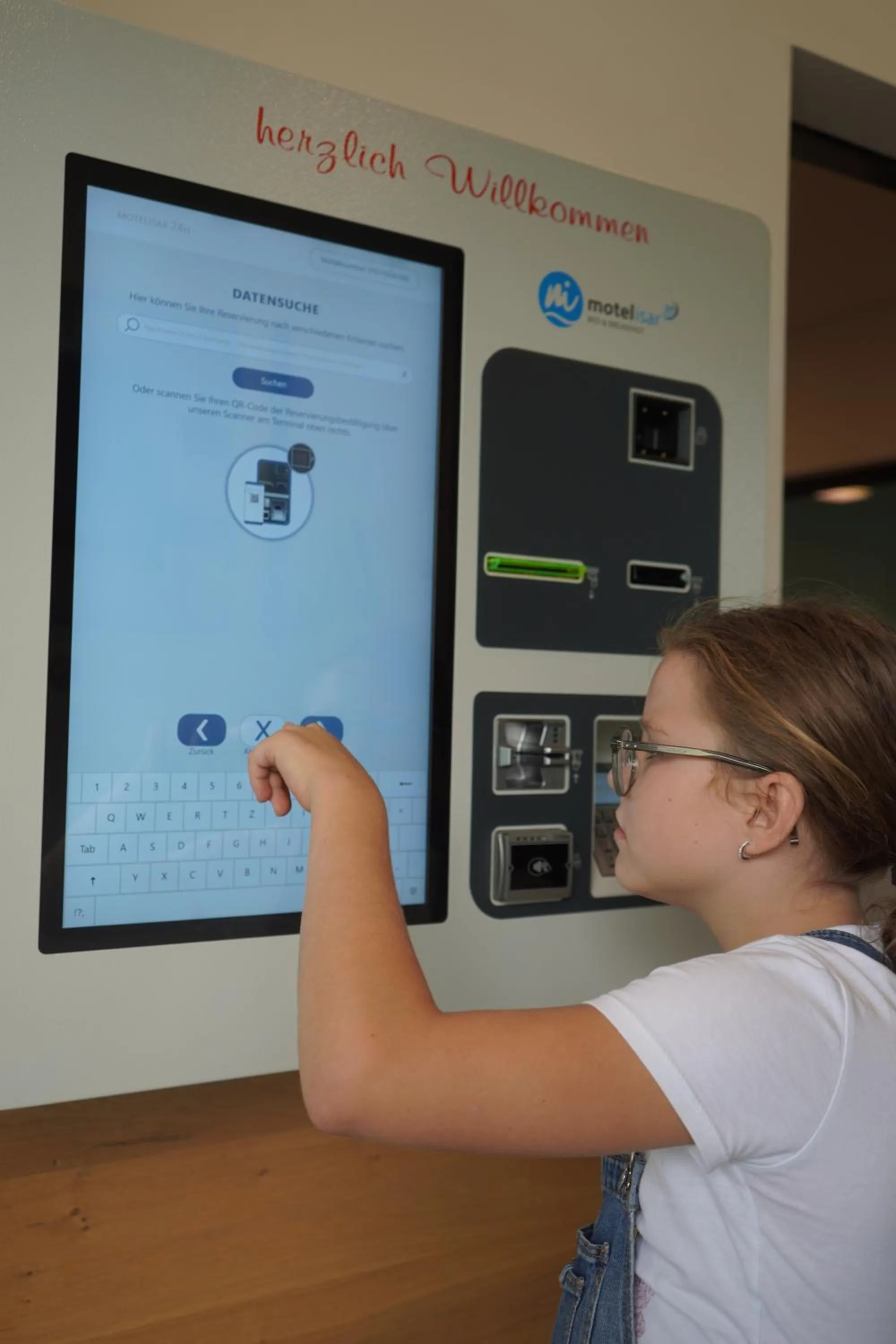 Lobby or reception in motel isar | 24h/7 checkin