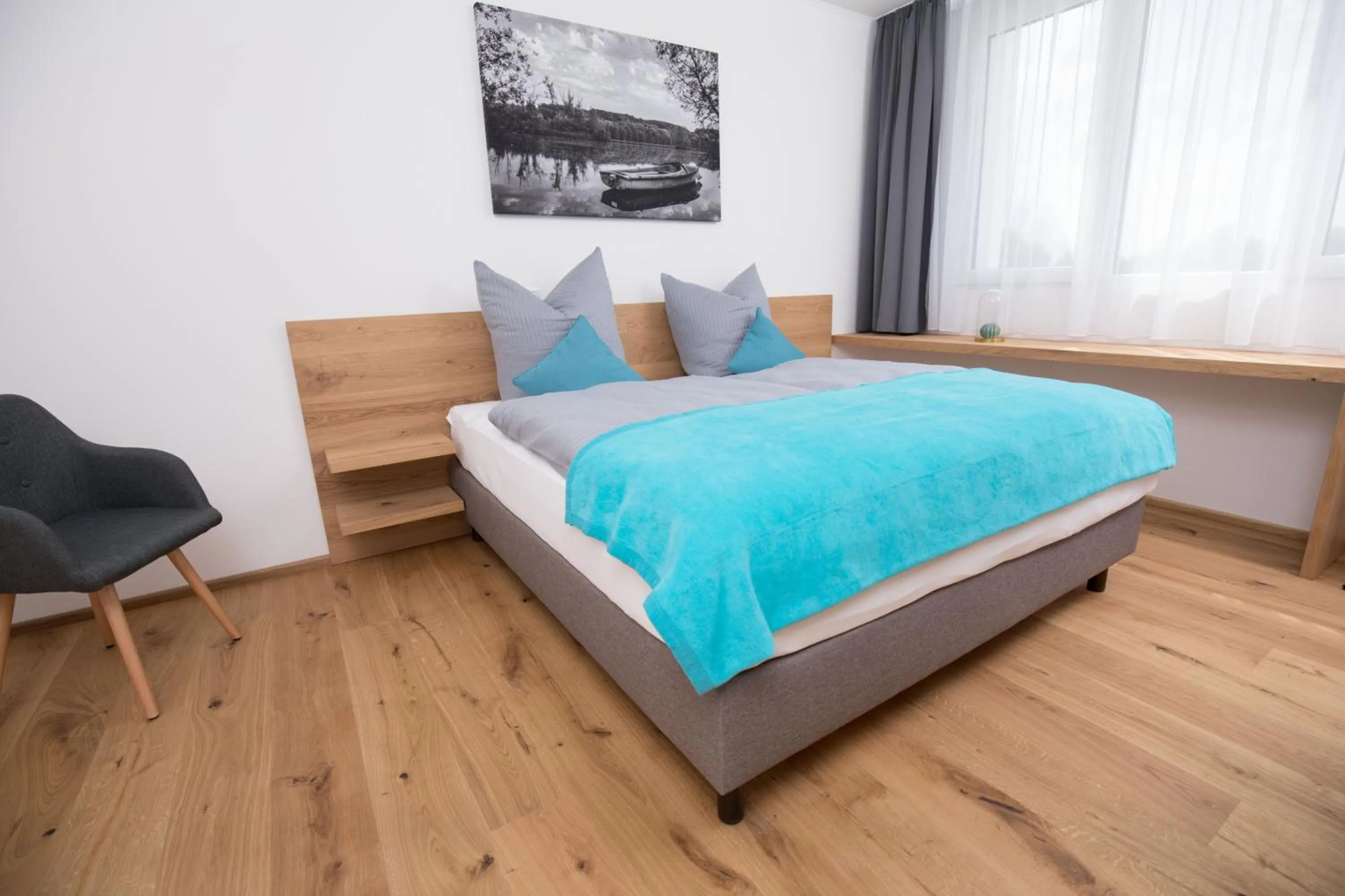 Bed in motel isar | 24h/7 checkin