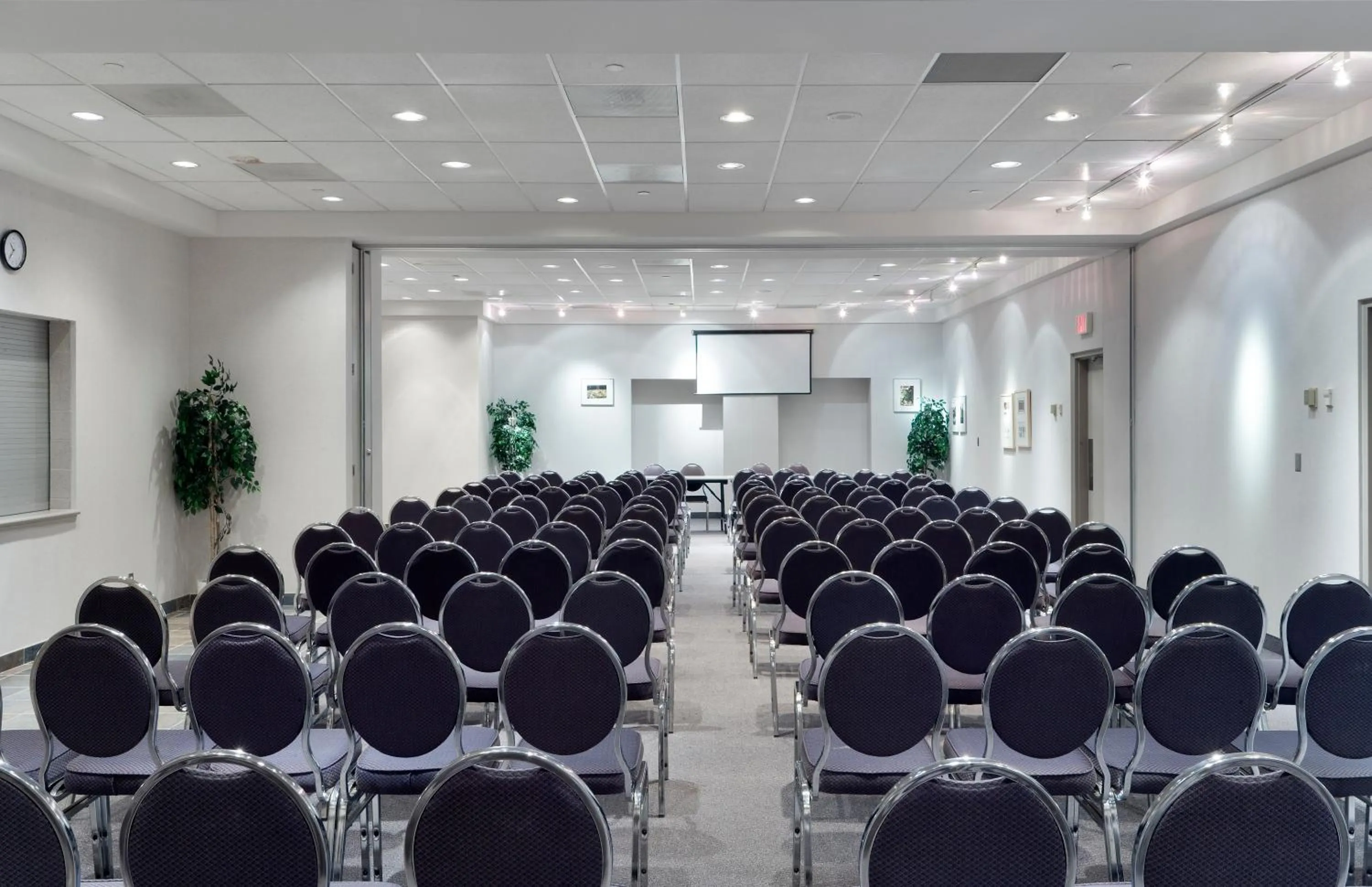 Banquet/Function facilities in Residence & Conference Centre - Toronto