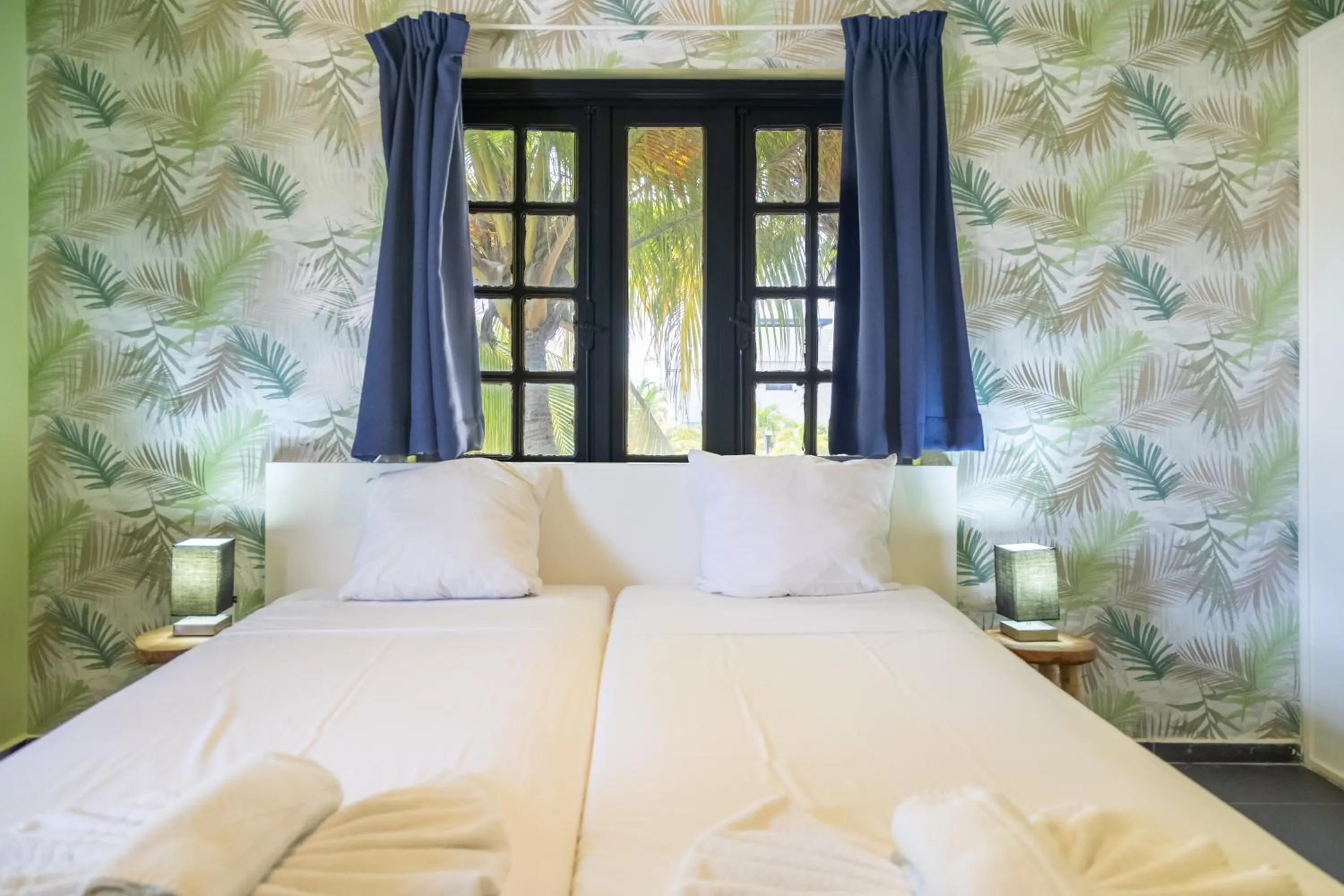 Bed in Resort Bonaire