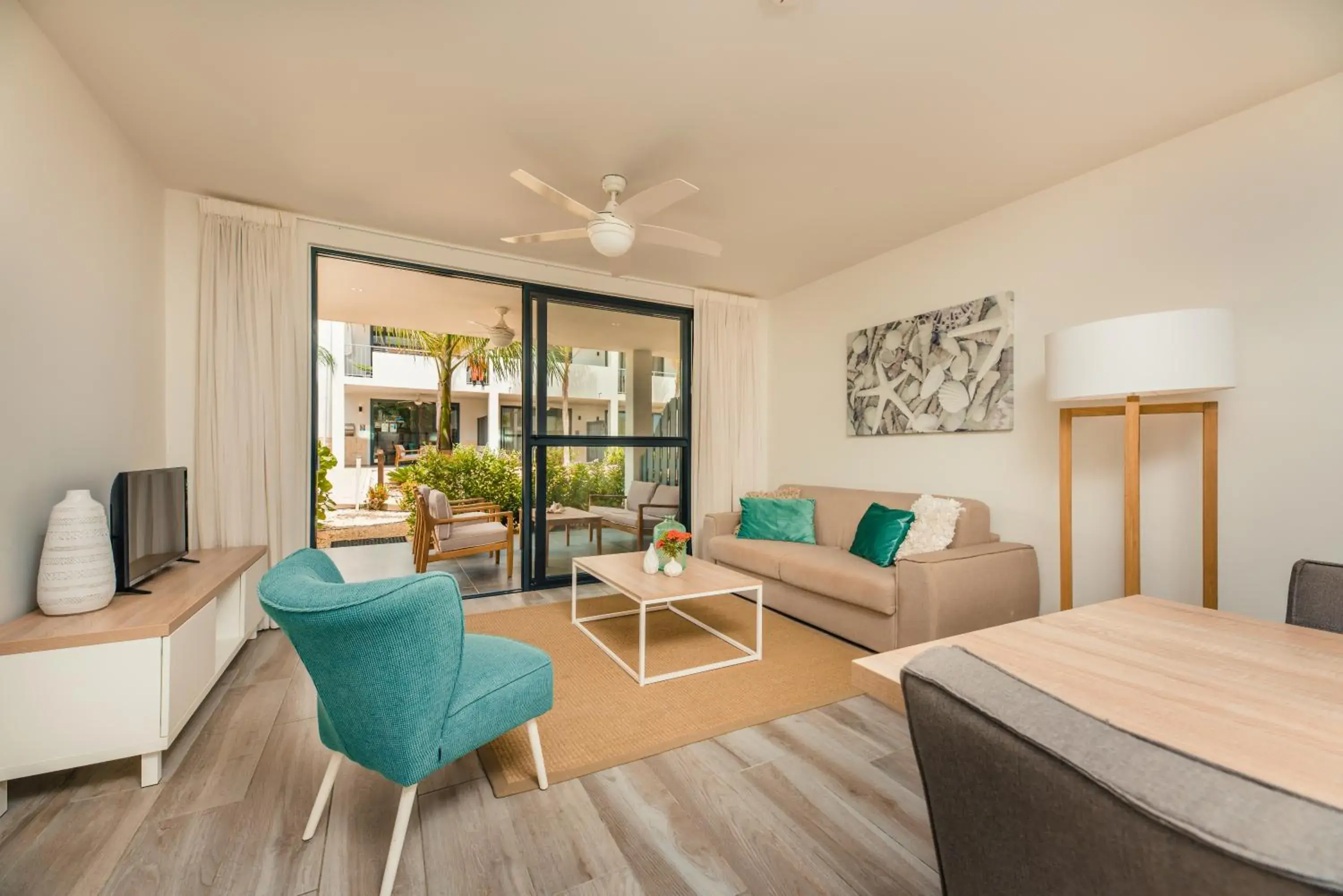 One-Bedroom Apartment in Resort Bonaire One-Bedroom Apartment in Resort Bonaire