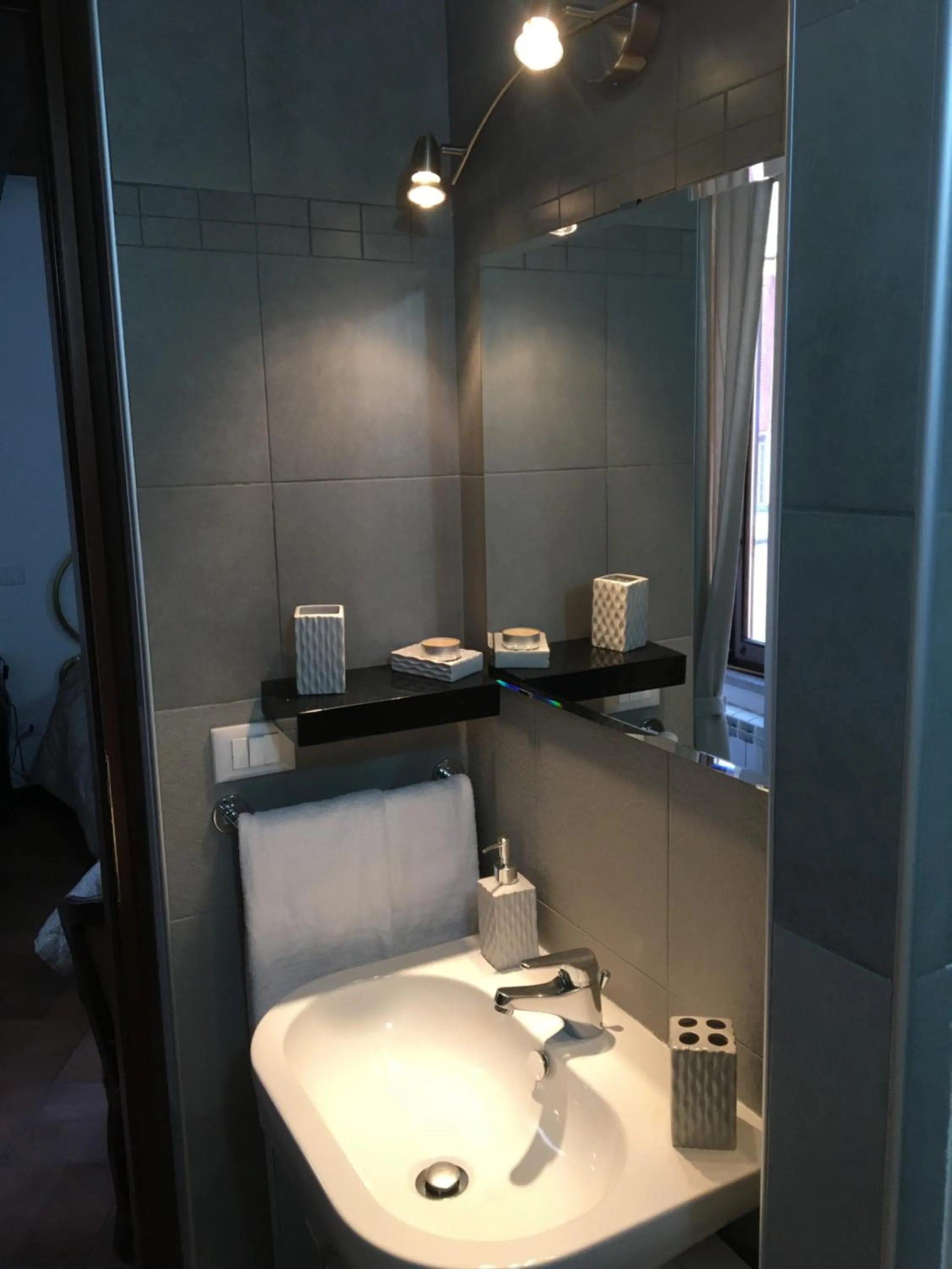 Bathroom in BB Il Re Alla Reginella Guest House