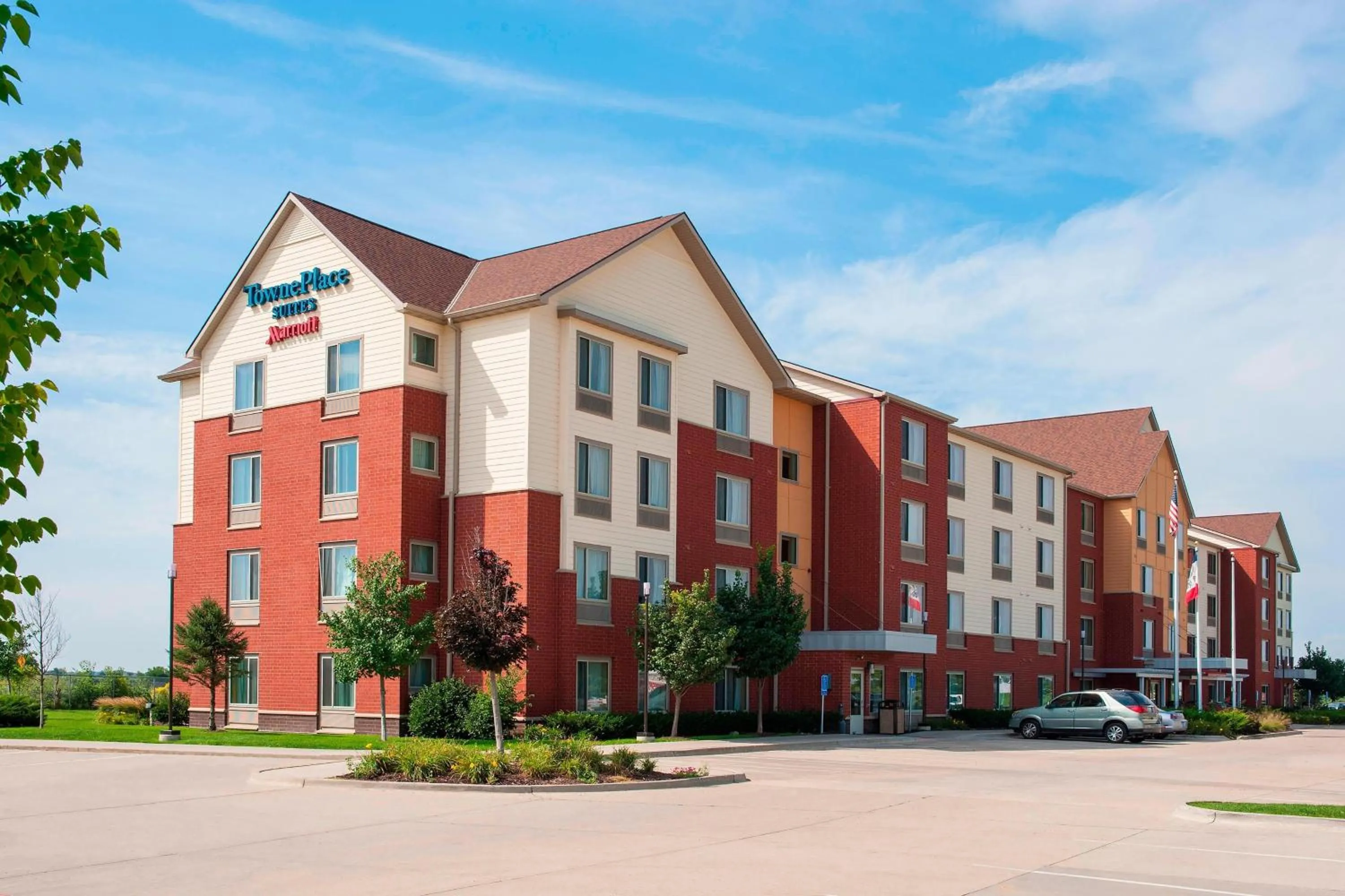 Property building in TownePlace Suites Des Moines Urbandale