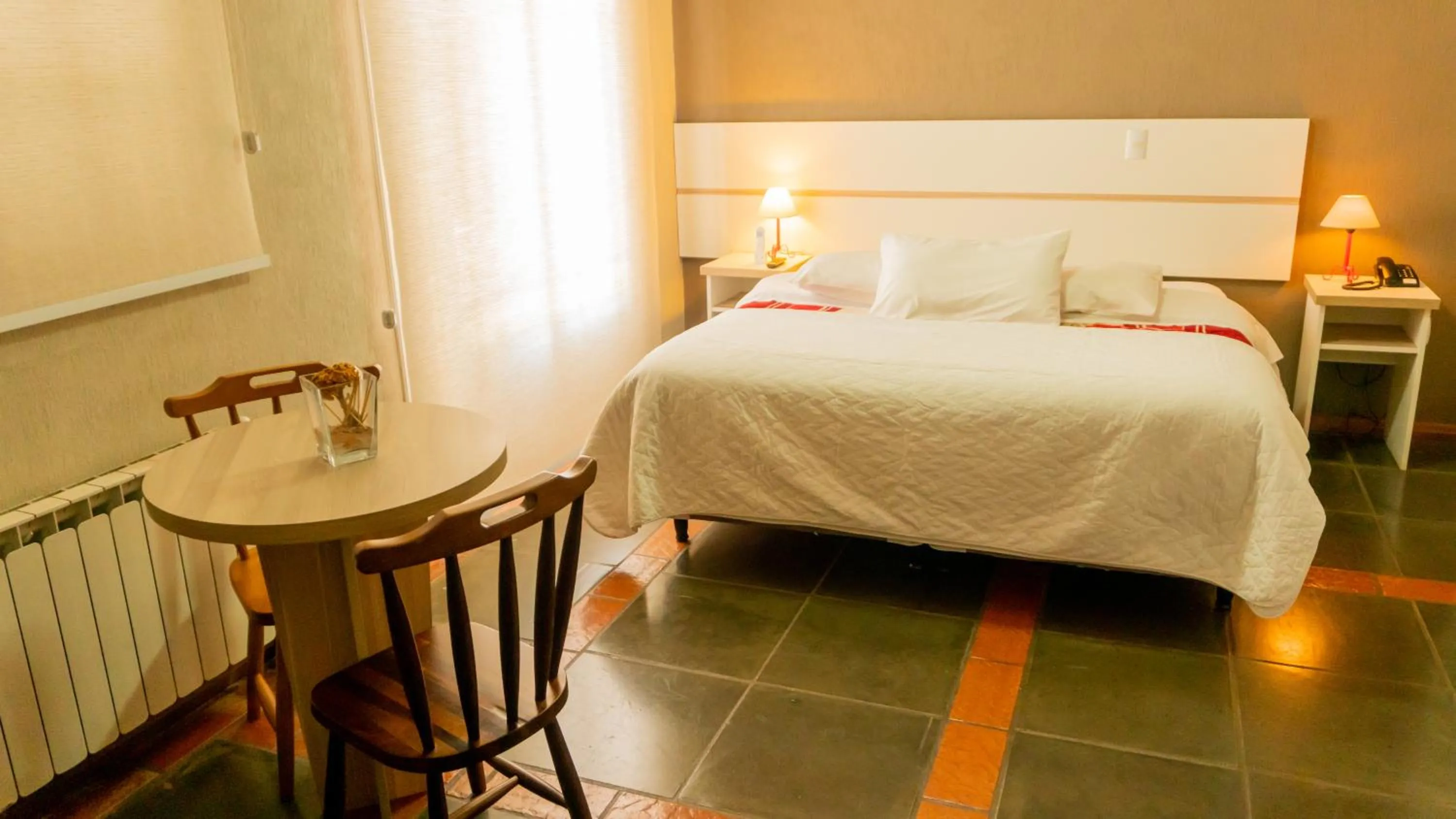 Bed in Aardvark Inn Pousada