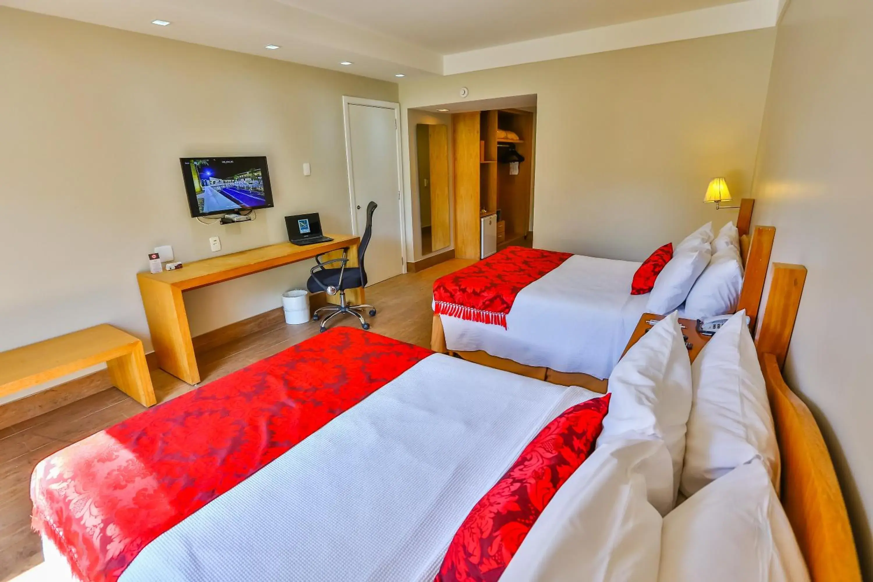 TV and multimedia, Bed in Sun Valley Marília by Atlantica TV and multimedia, Bed in Sun Valley Marília by Atlantica