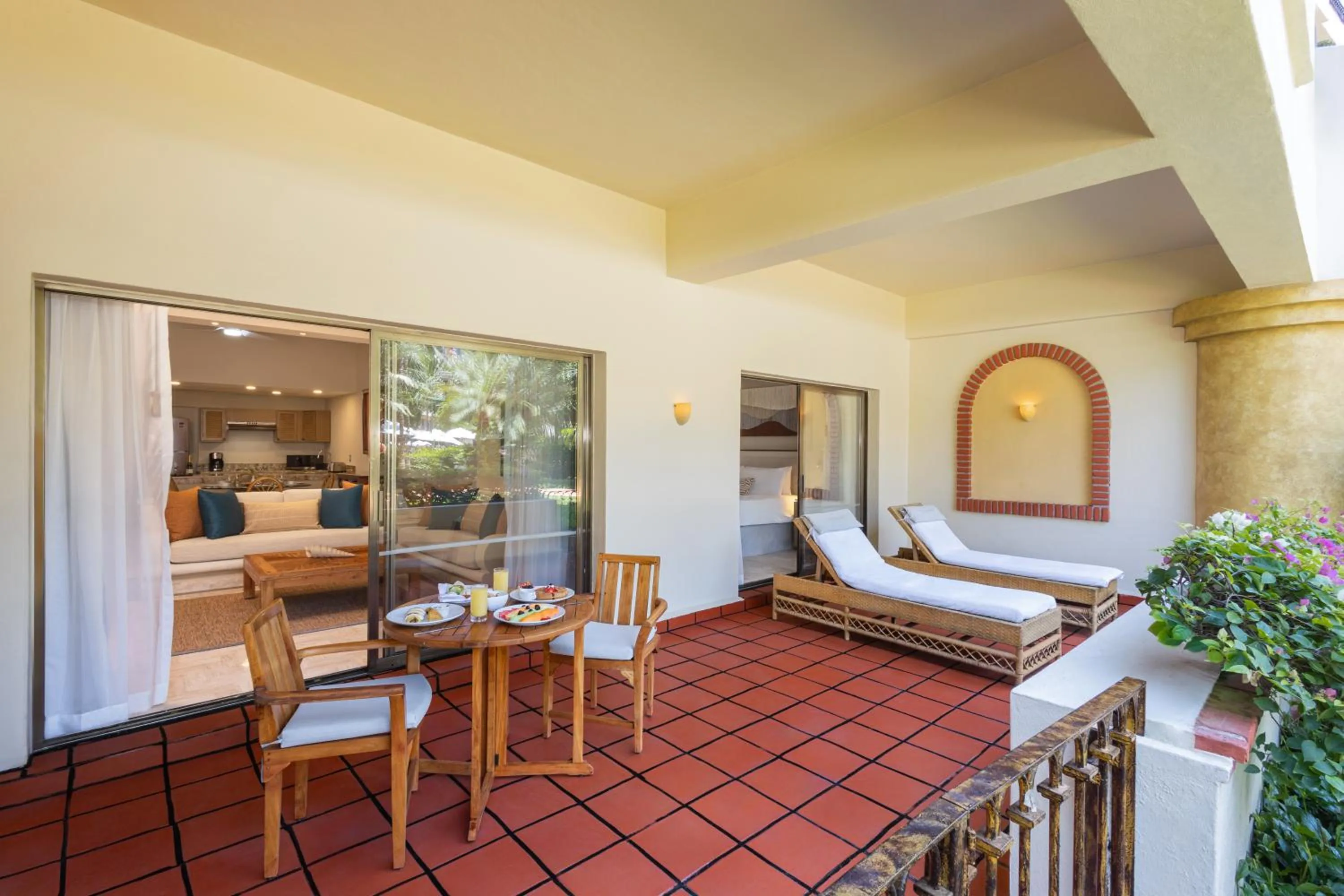 Balcony/Terrace in Velas Vallarta Suite Resort All-Inclusive