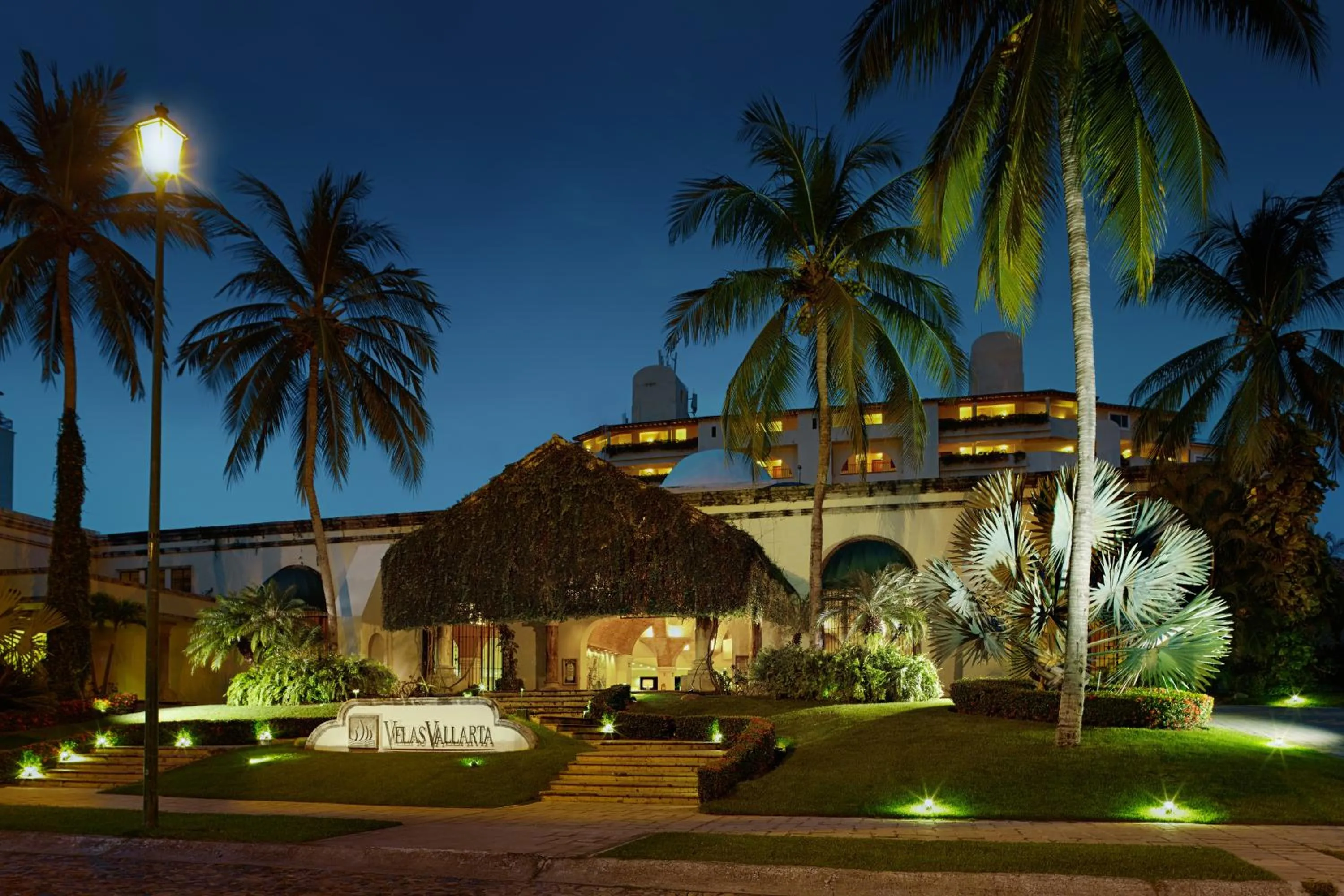 Facade/entrance in Velas Vallarta Suite Resort All-Inclusive